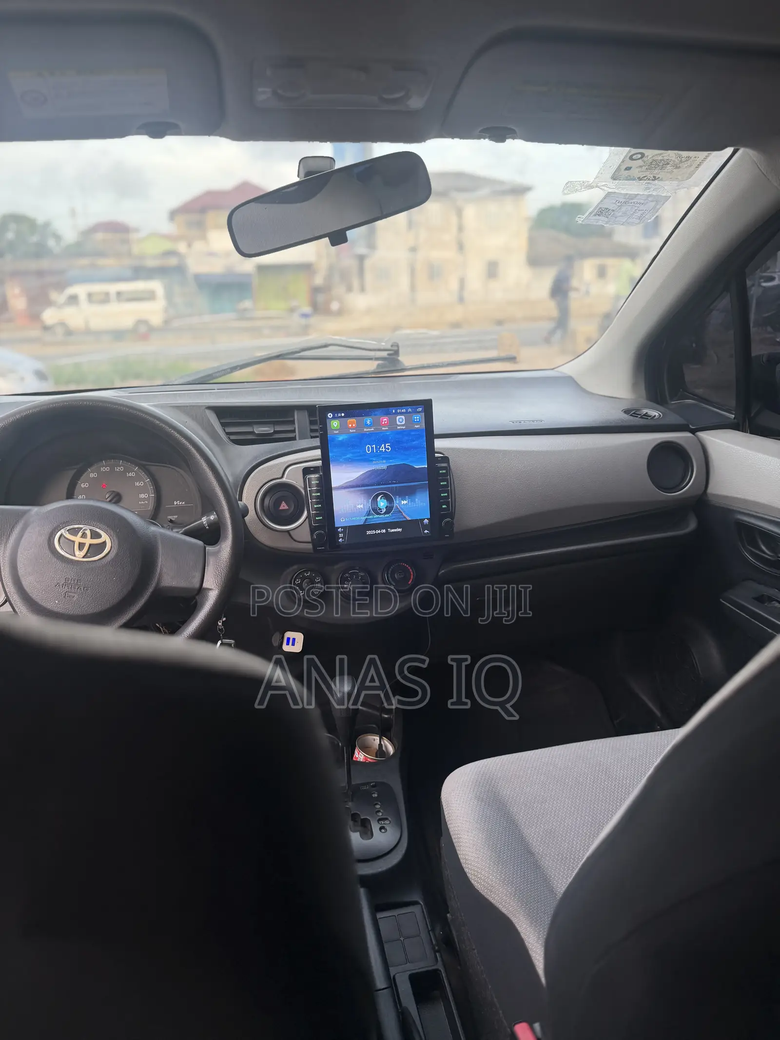 Toyota Vitz 1.0 FWD 3dr 2012 White