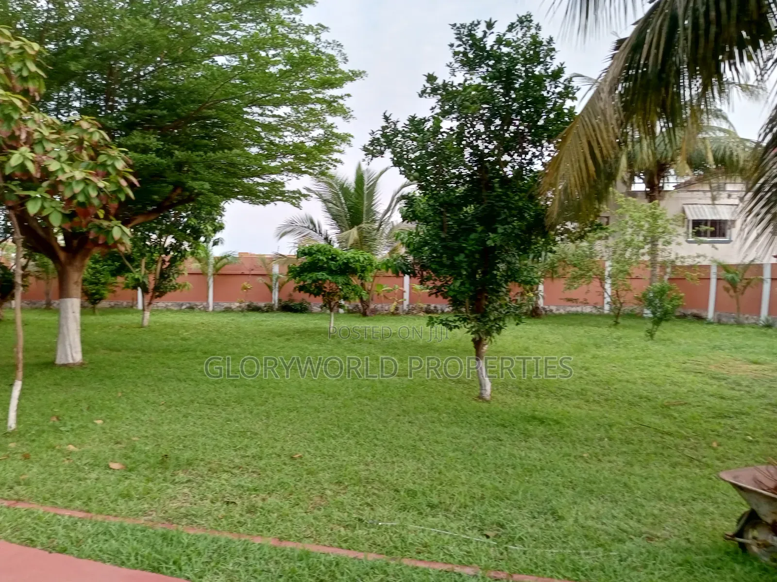 Spacious Outdoor Space - Plus Indoor Space for Events