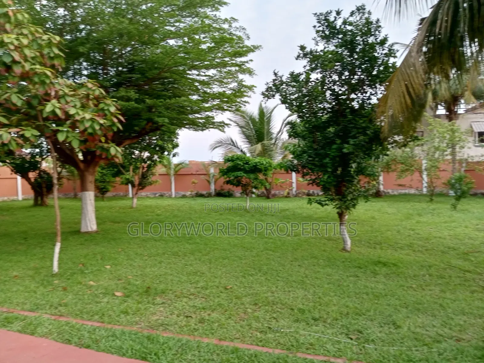 Spacious Outdoor Space - Plus Indoor Space for Events