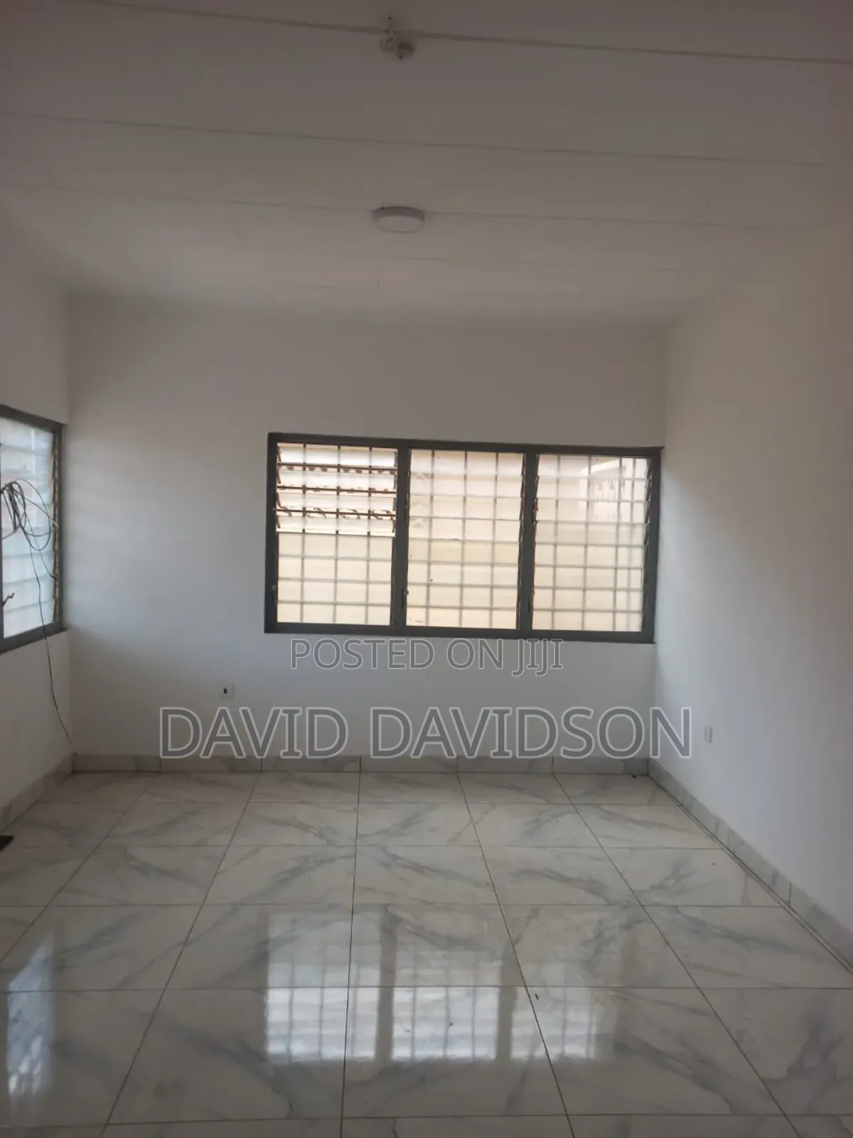 4bdrm Mansion in 3 Bedroom With, Tema Metropolitan for rent