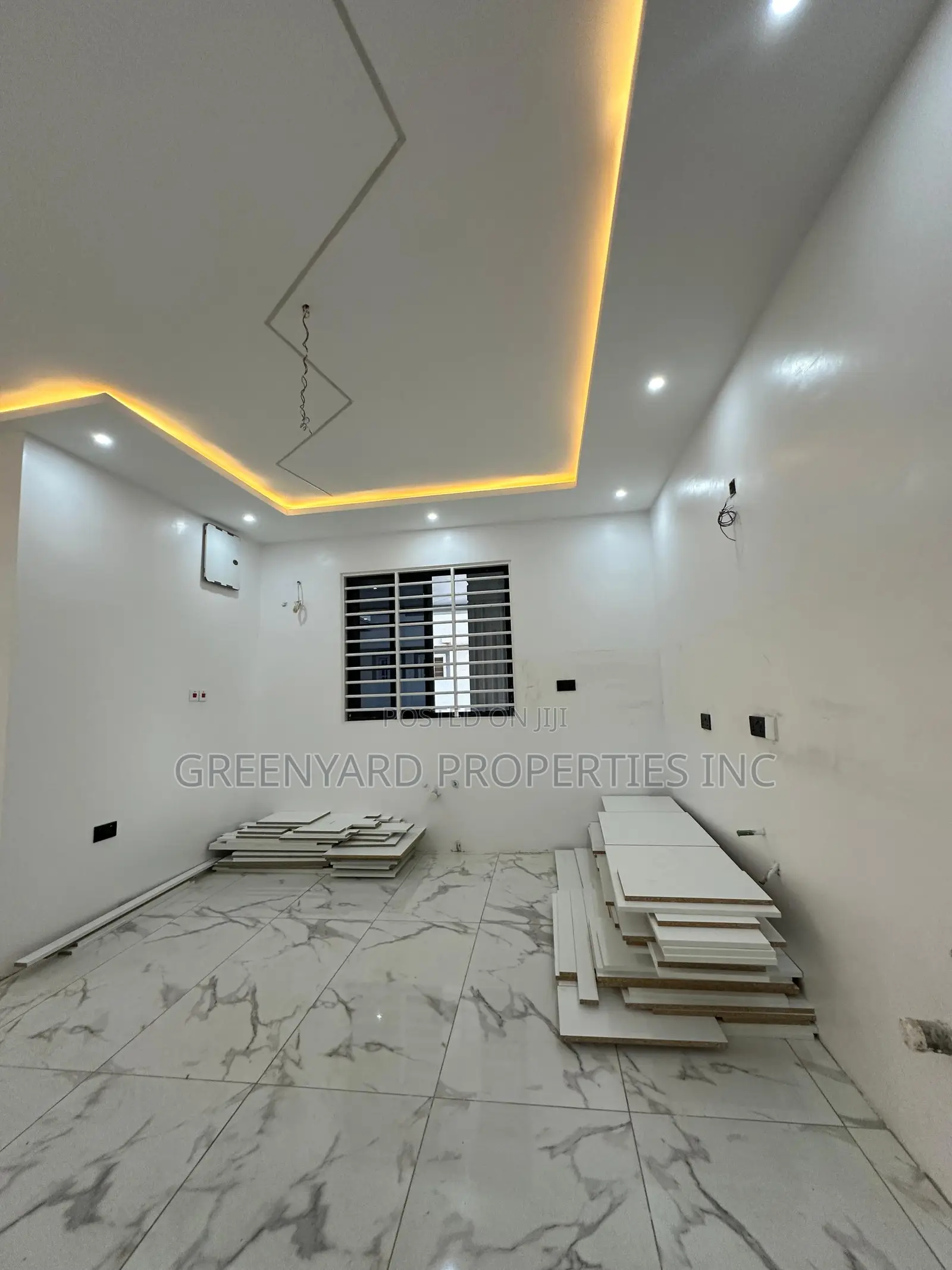 4bdrm House in School Junction, Ashaley Botwe for sale