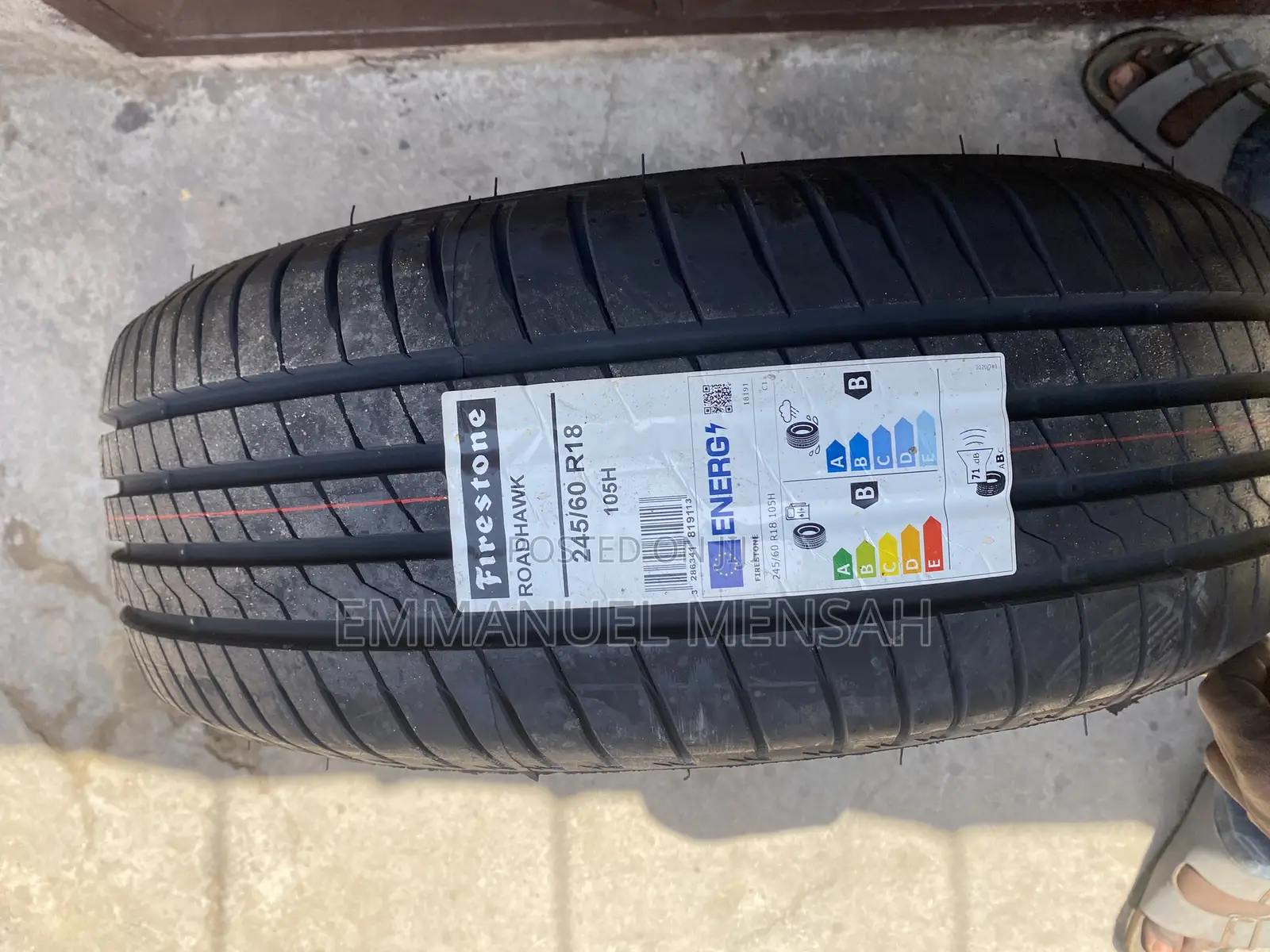 245/60 R18 Firestone Roadhawk 105h – High-Performance Tire