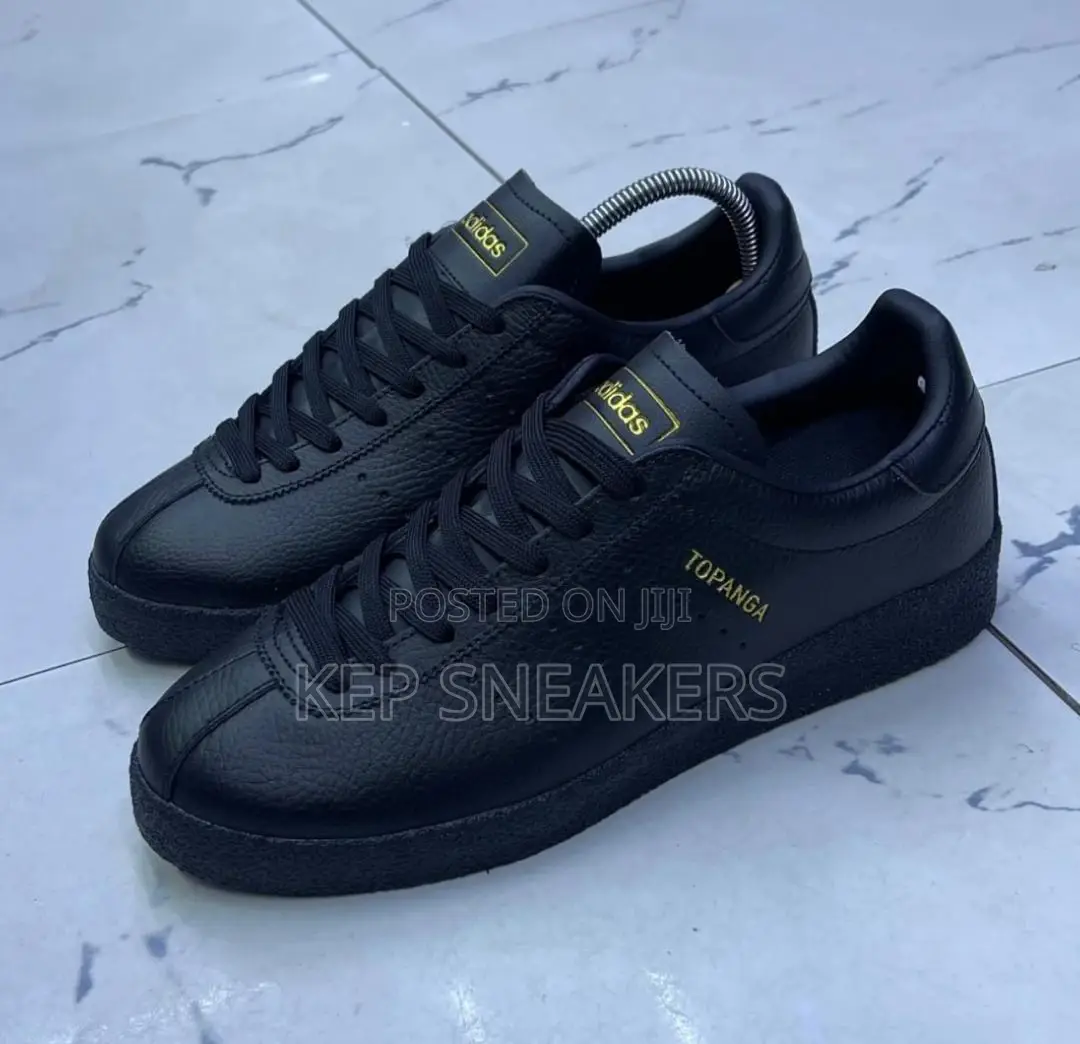 Adidas Topanga
