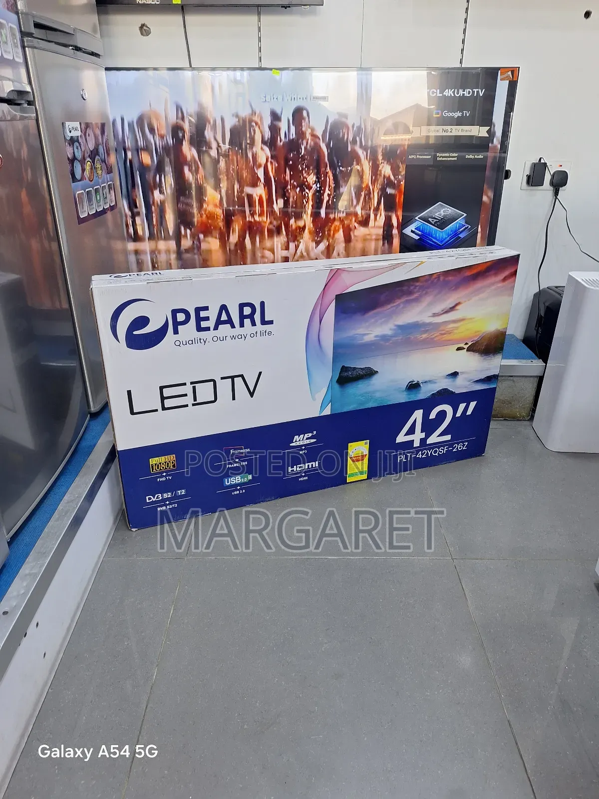 Crystal Clear Pearl 42 Inches Digital Satellite Television