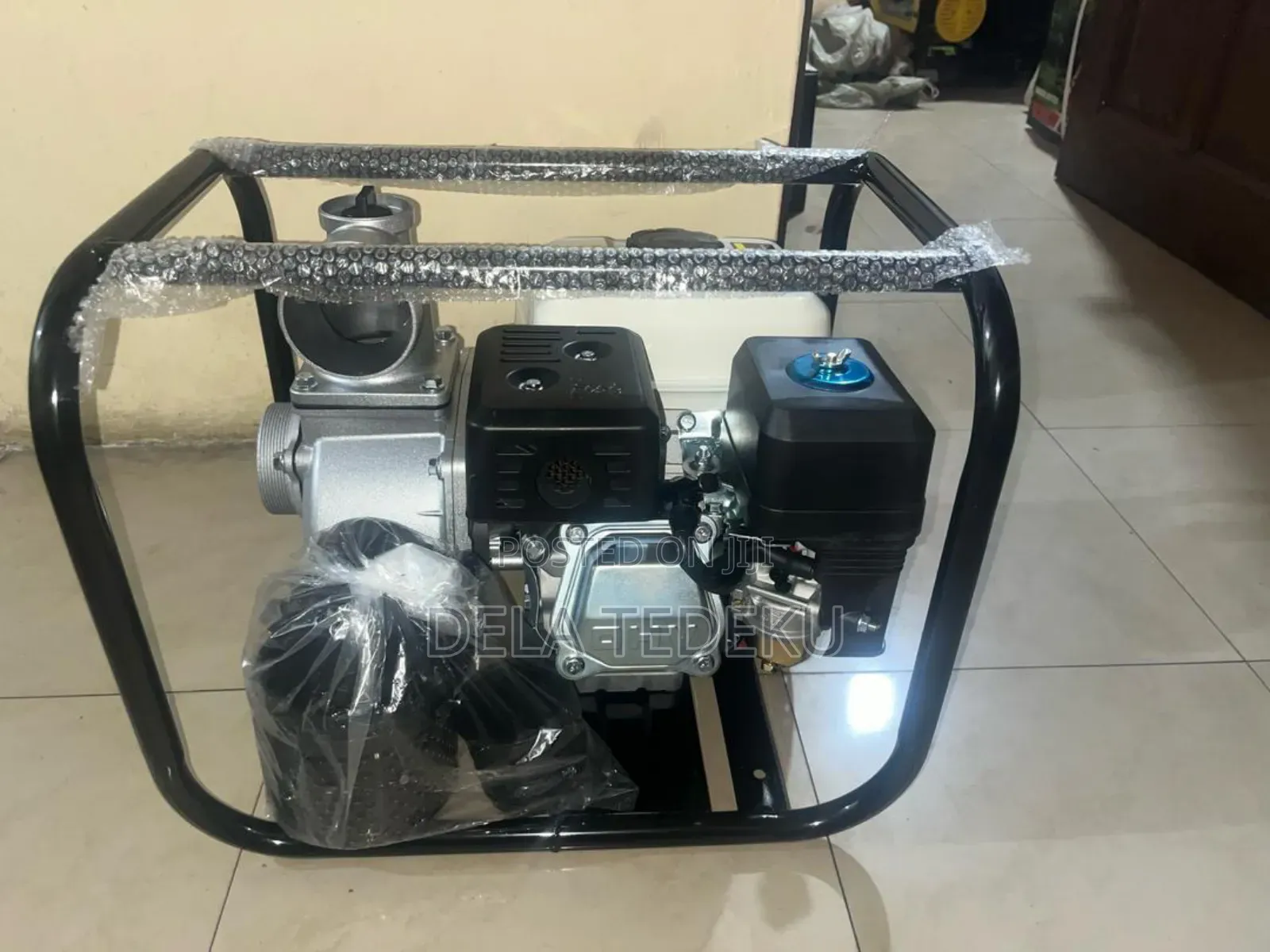 6.5hp 3"X3" Petrol Engine Water Pump/ at Caprice Bus Stop