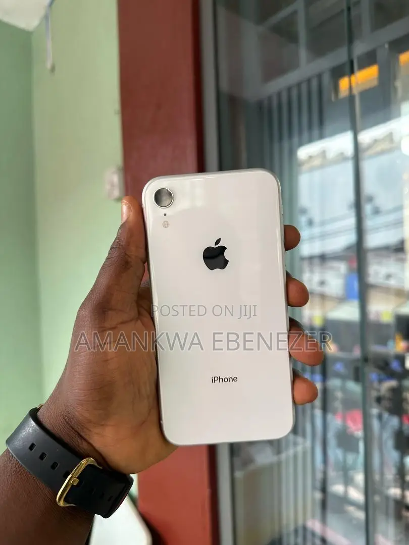New Apple iPhone XR 64 GB White