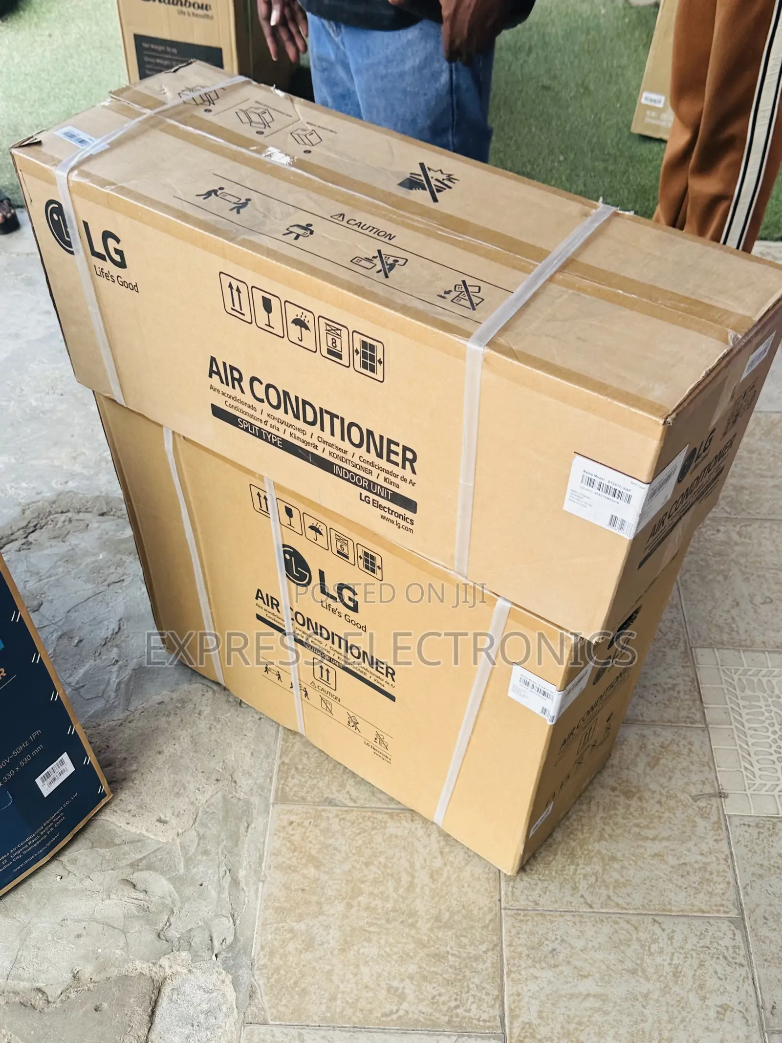 Thin Design Air Conditioner Split R410 Gas 1.5hp Lg White
