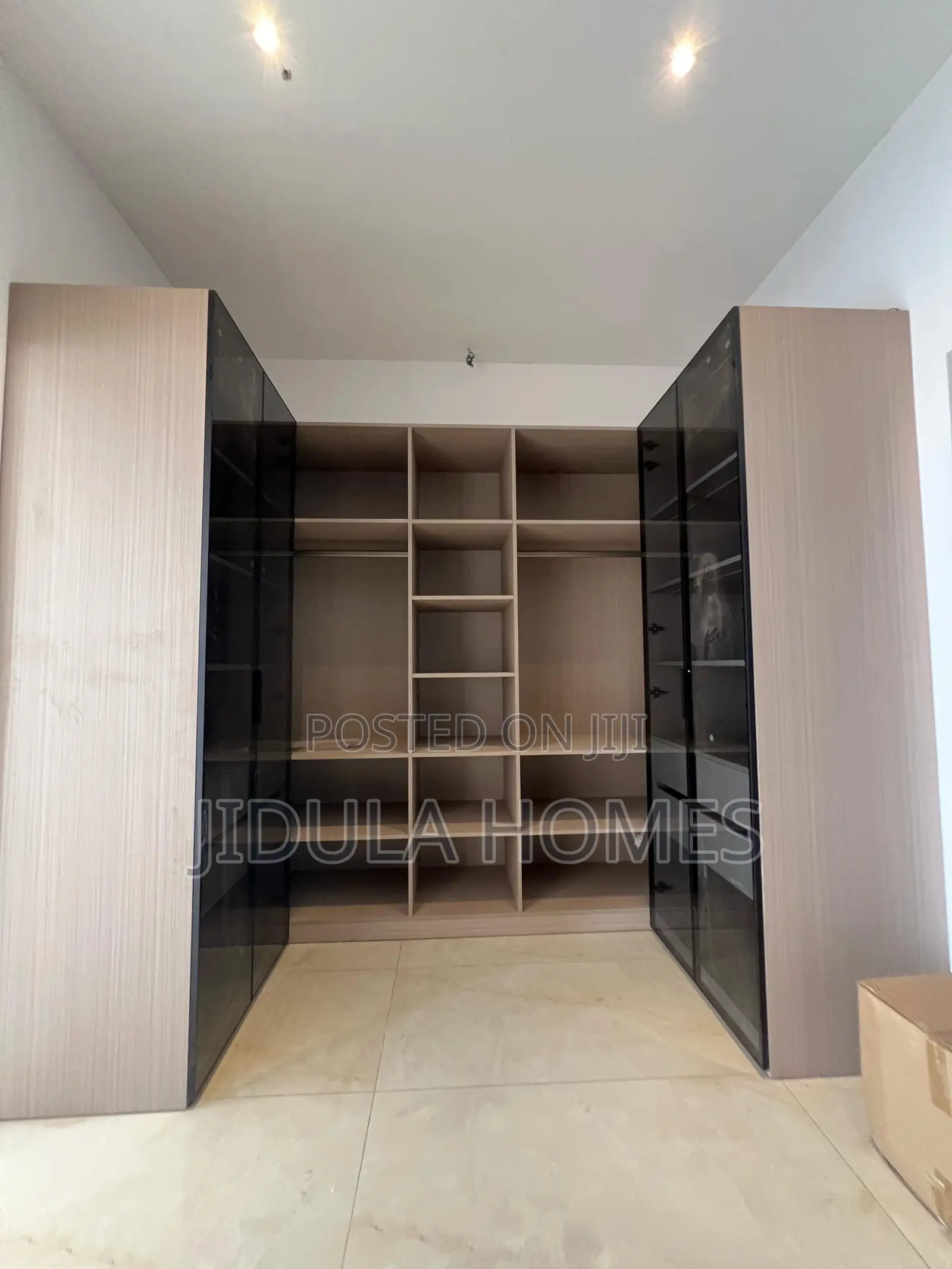 5bdrm Duplex in Agiriganor, East Legon for sale