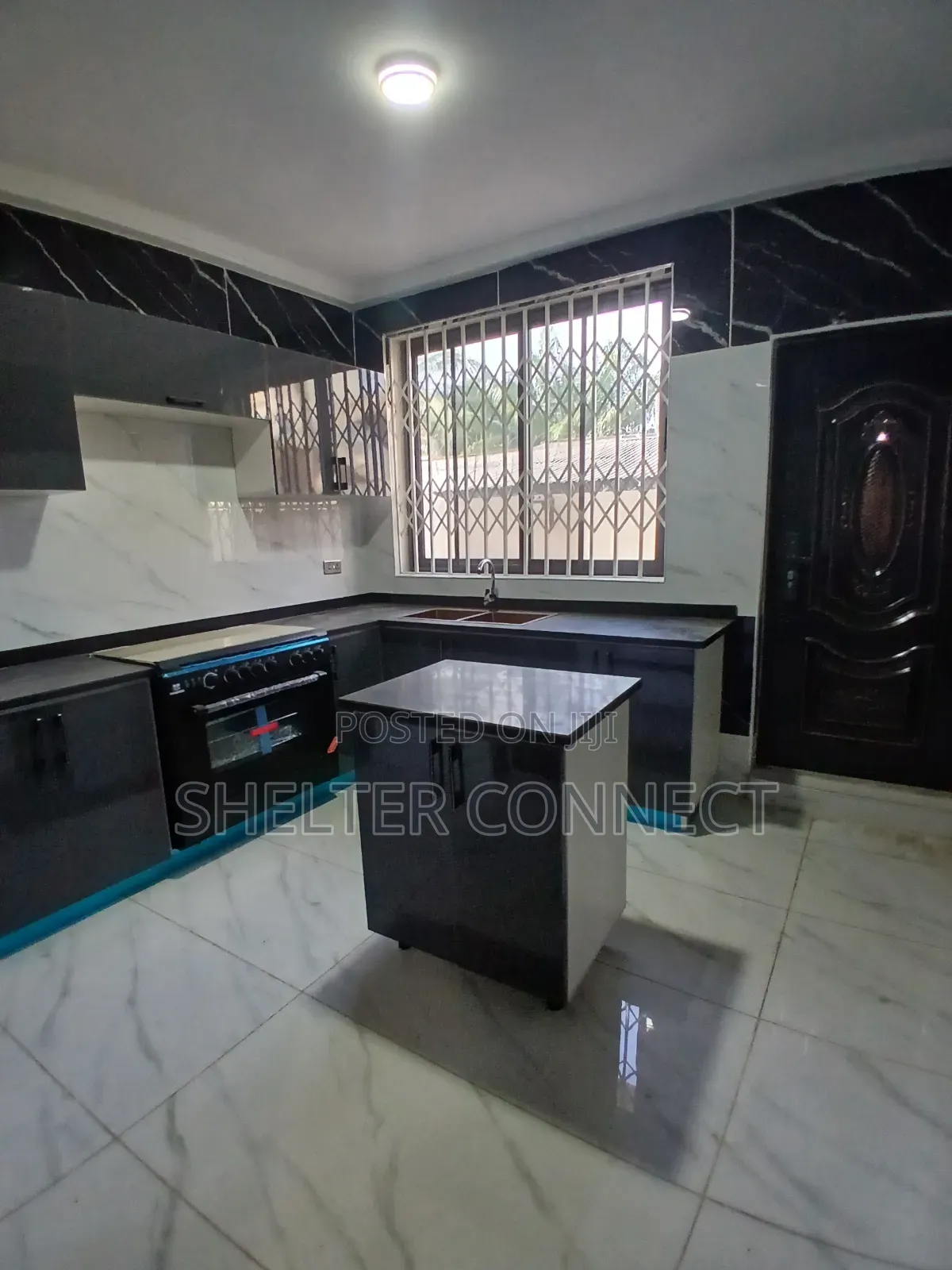 3bdrm Duplex in Oyarifa for rent