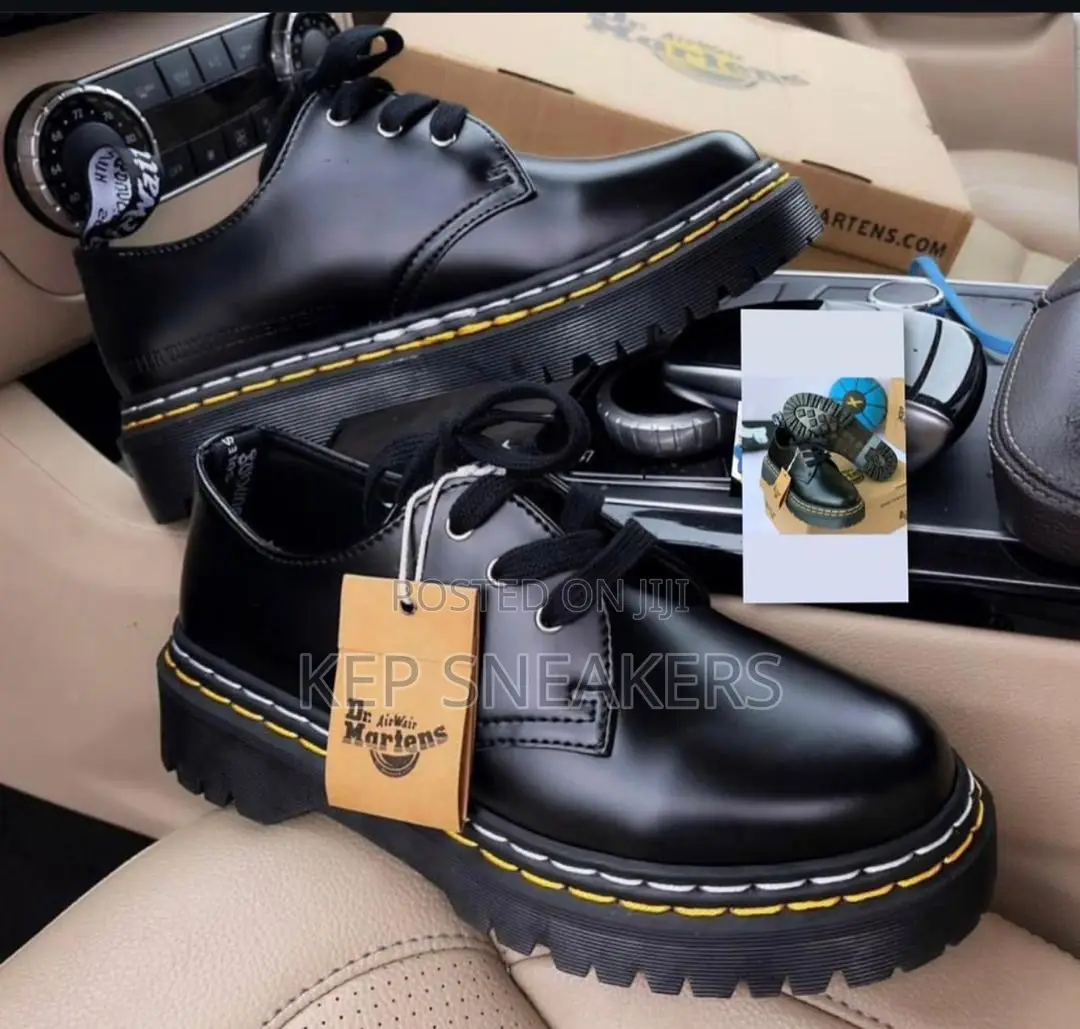 Dr. Martens Men Boot