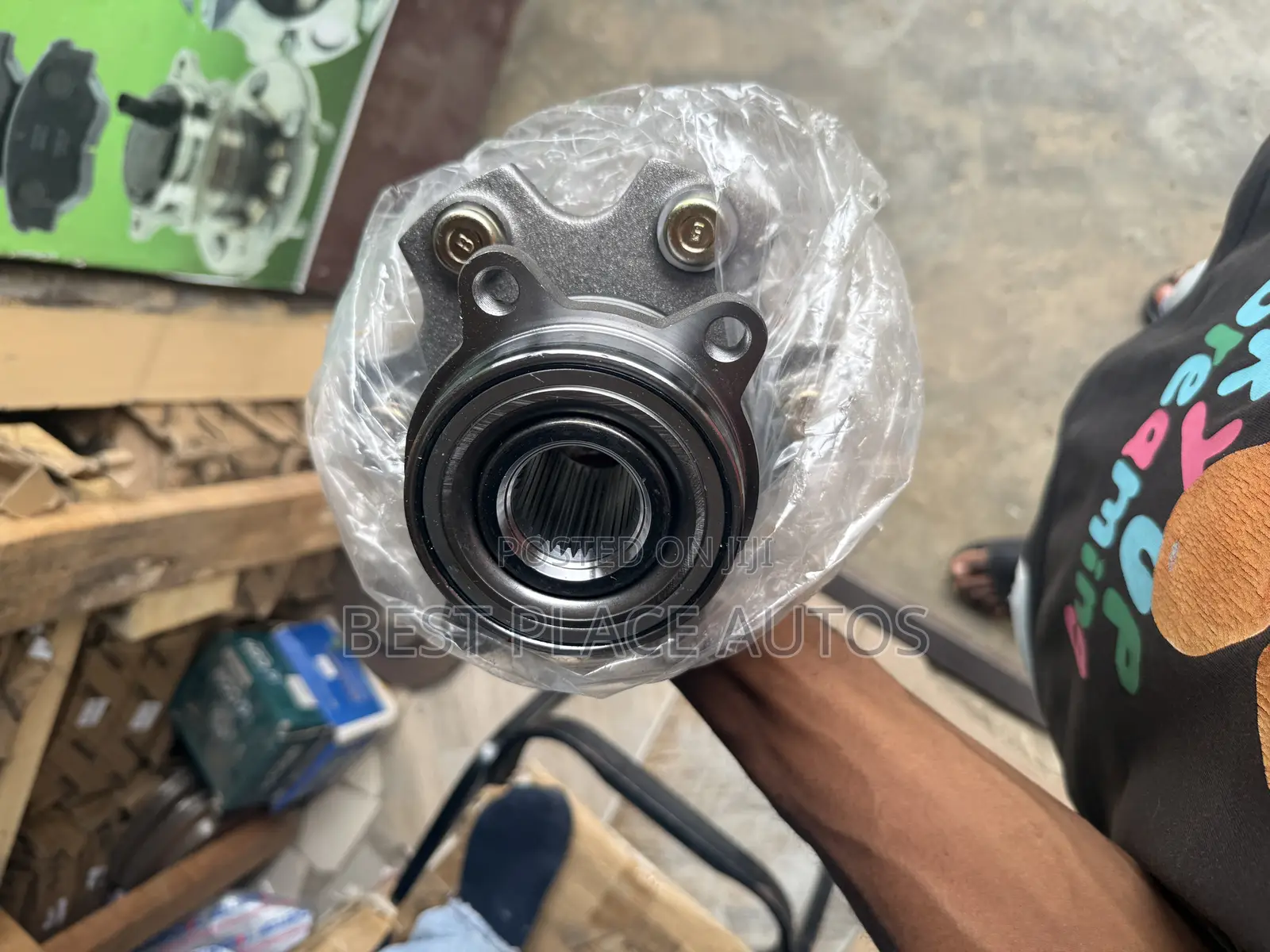 Mitsubishi Pajero 2010-2016 Back Hub