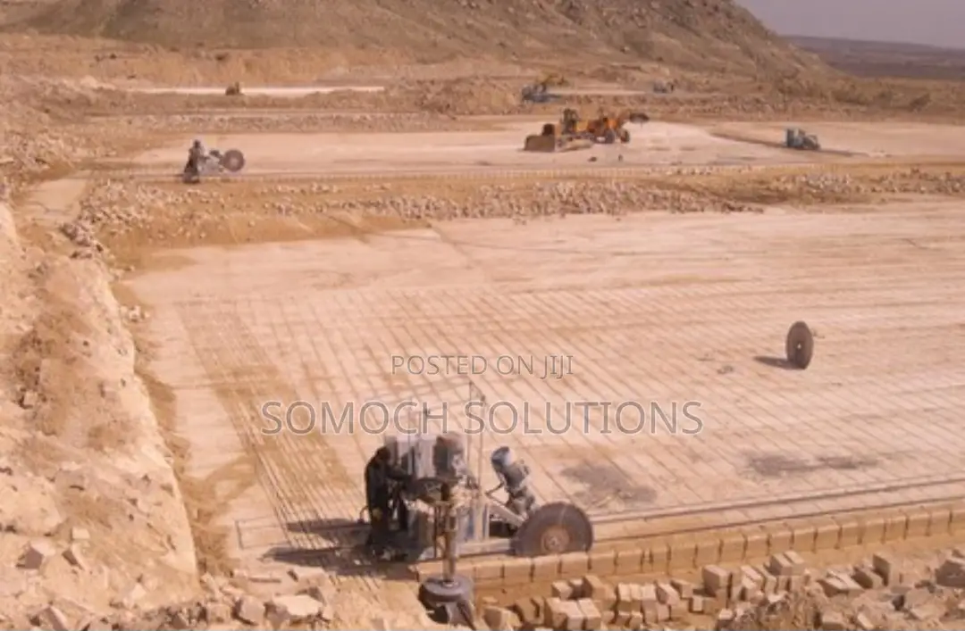 Low Benching Machine Prima for Quarries and Crushers Equipme