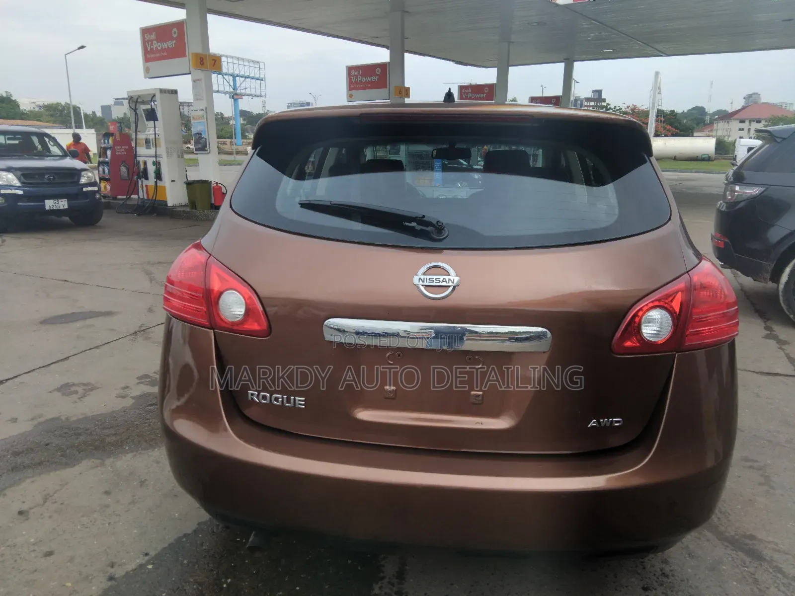 Nissan Rogue 2010 Brown