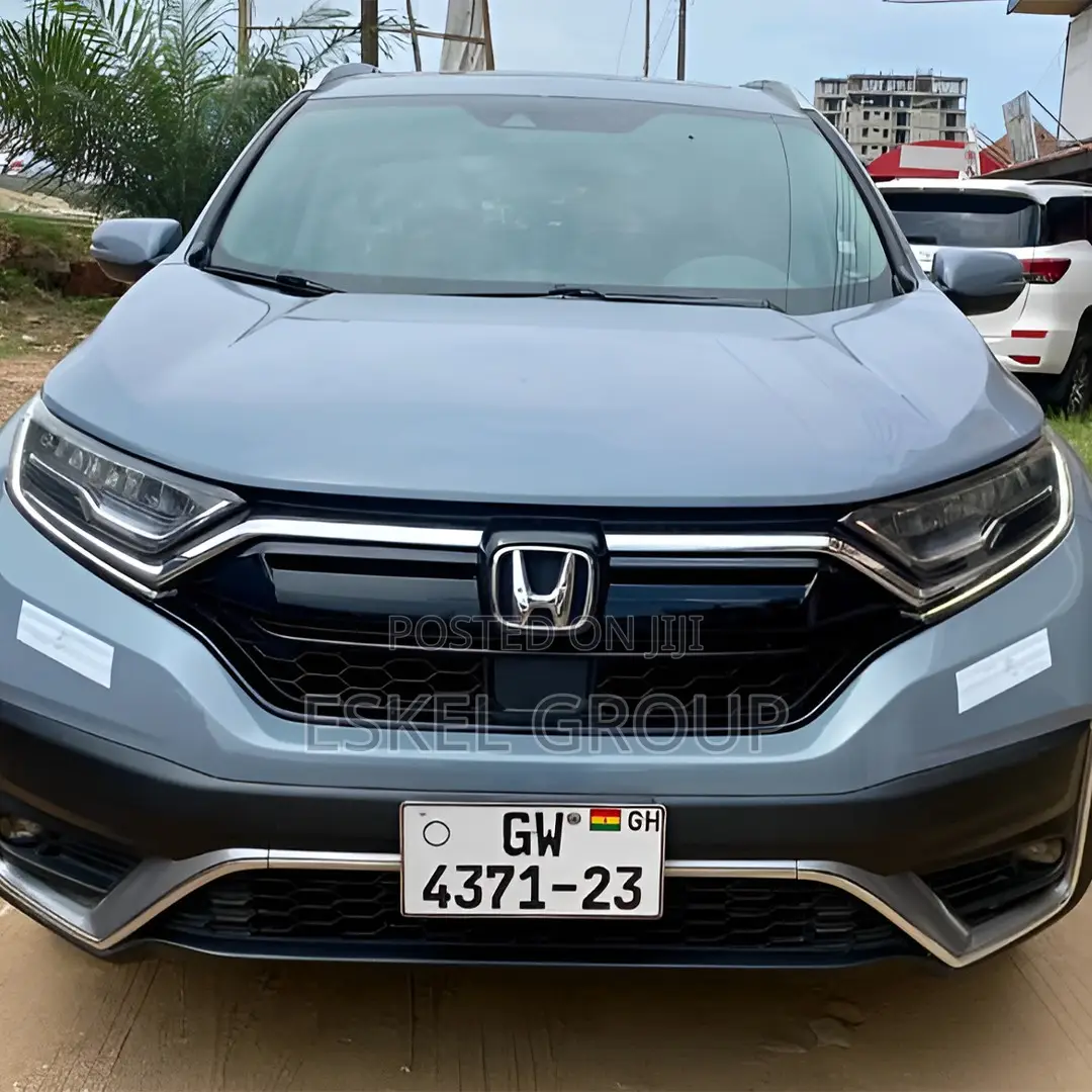 Honda Cr-v Full Option Comes With a Driver