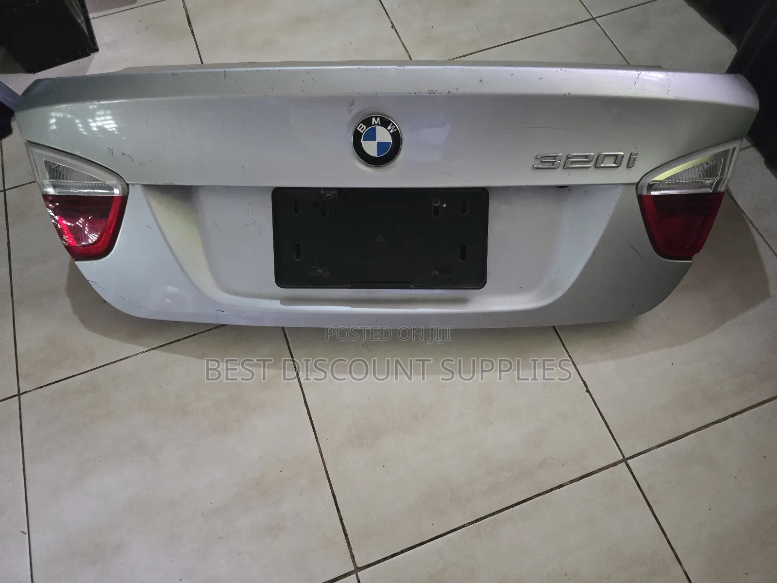 Neat BMW E90 Silver Boot With Taillights and Camera