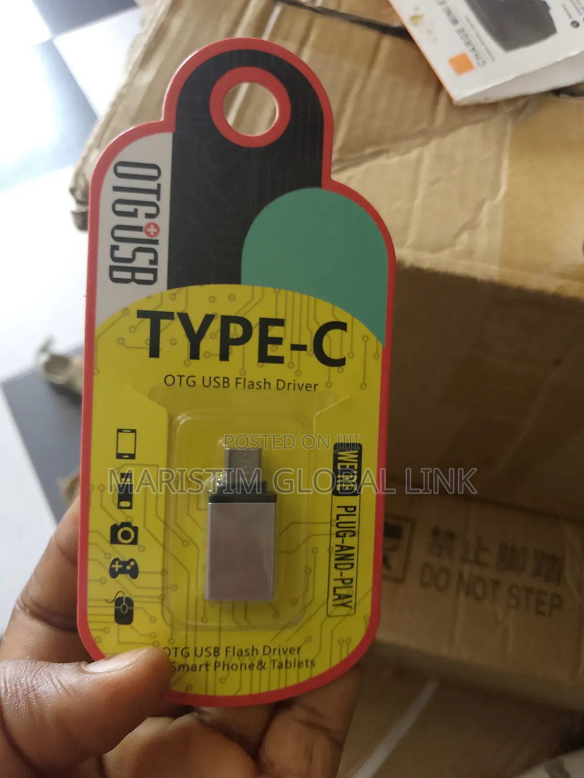 Type-C Male to Usb Female. (Otg)