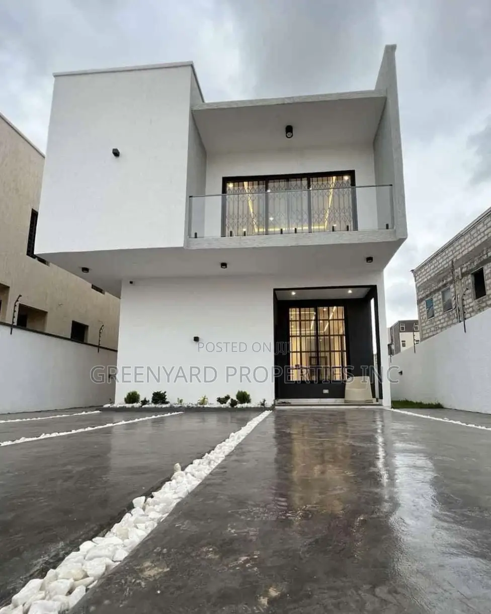 4bdrm House in East Legon Hills for sale