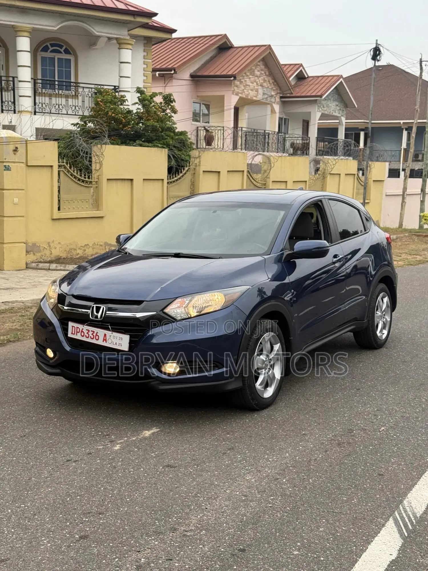 Honda HR-V 4dr SUV (1.5L 4cyl CVT) 2016 Blue