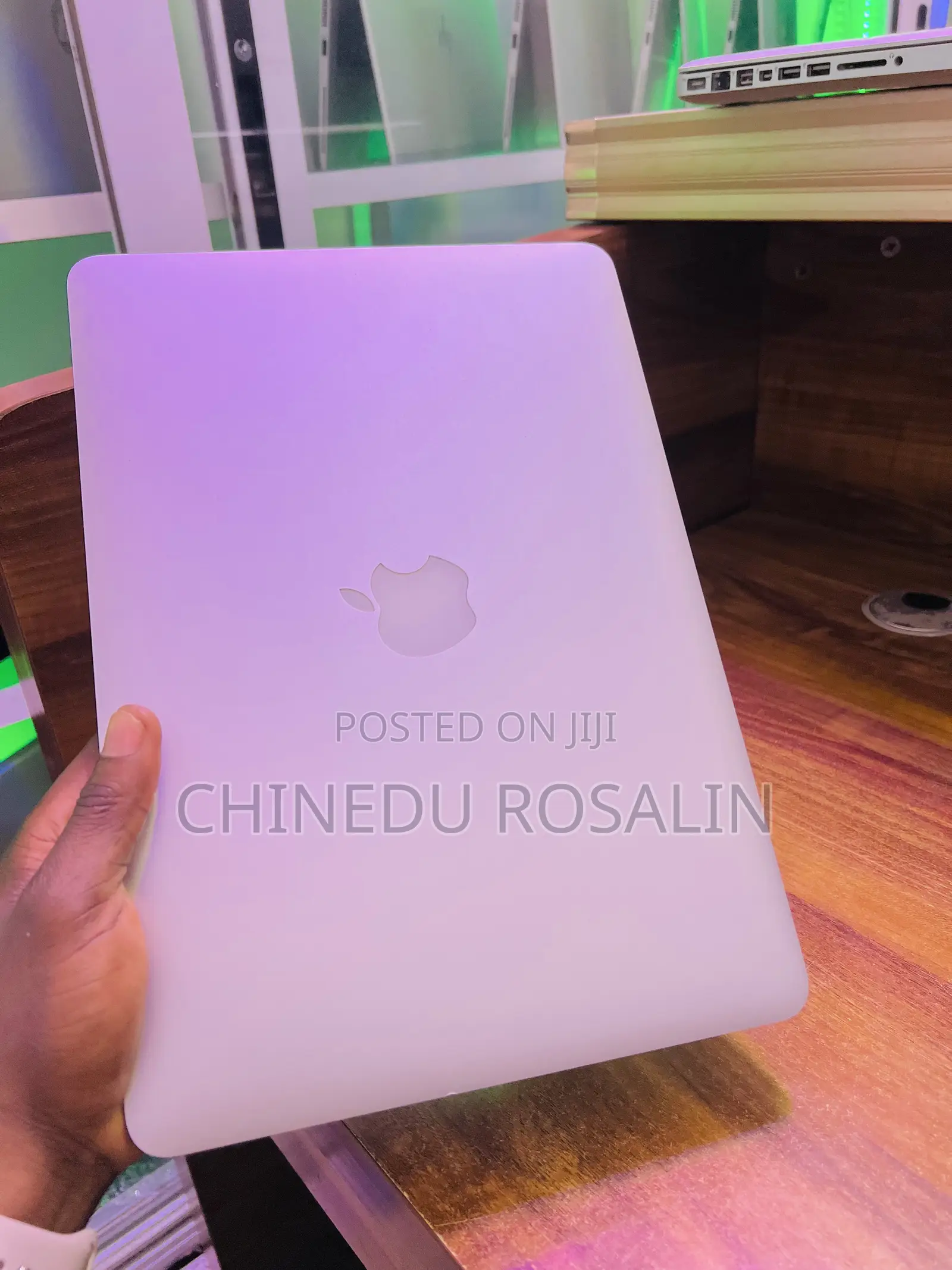 Laptop Apple MacBook Pro 2015 8GB Intel Core I5 SSD 128GB