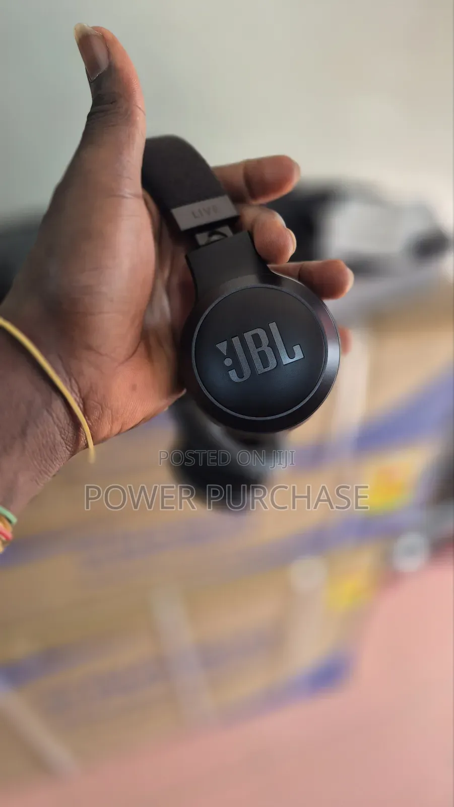 Delicate JBL Headphone Live 675 Nc * 