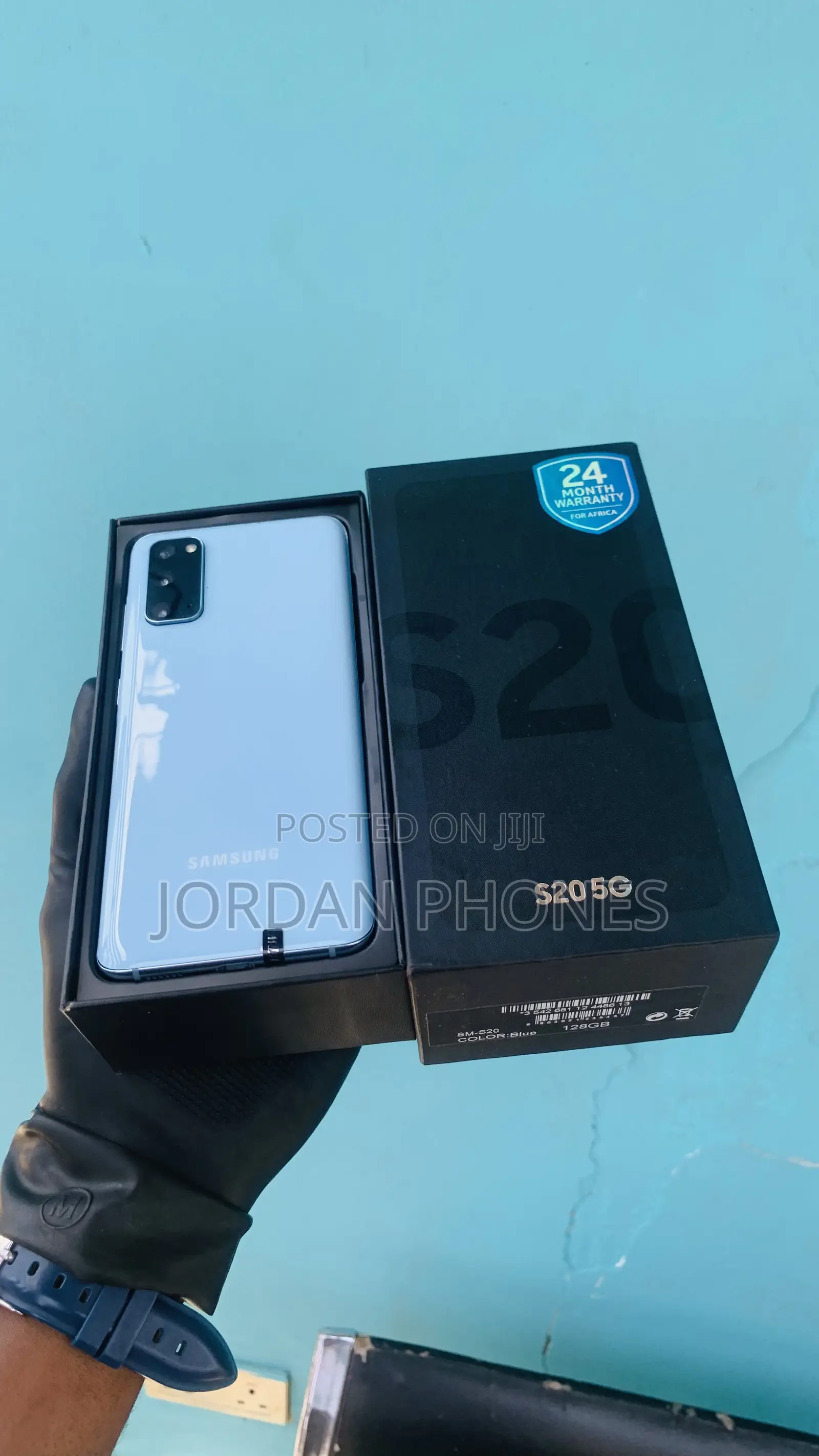 New Samsung Galaxy S20 128 GB Blue