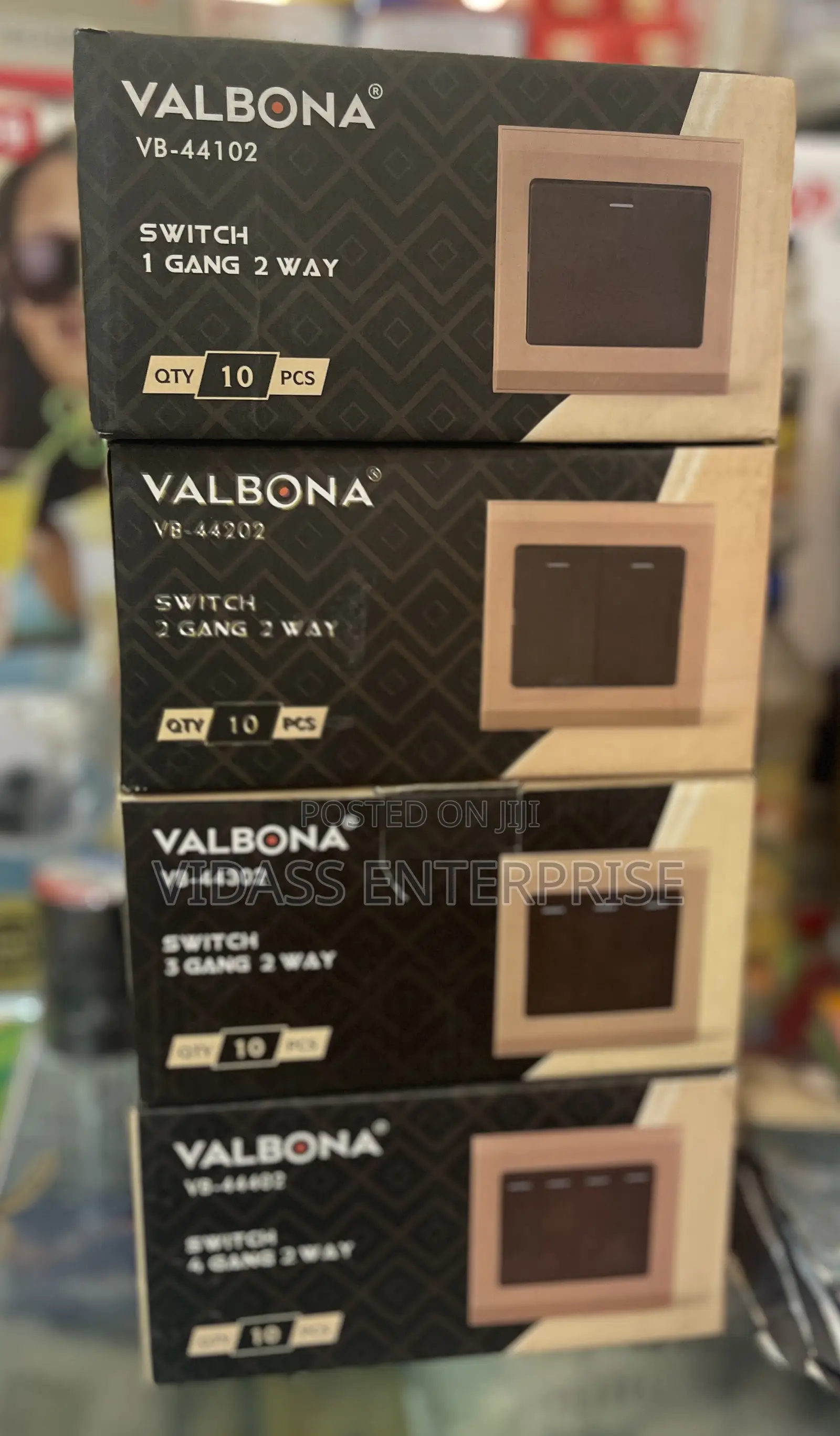 Valbona Brown Switches