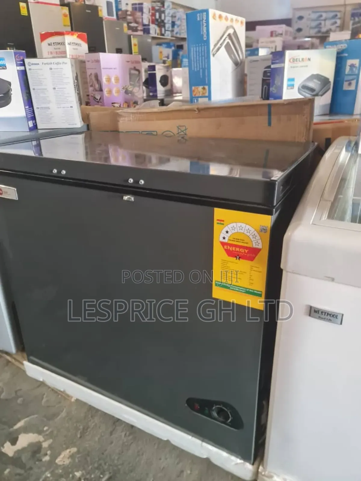 H a Chest Freezer ~ Powerful Cool