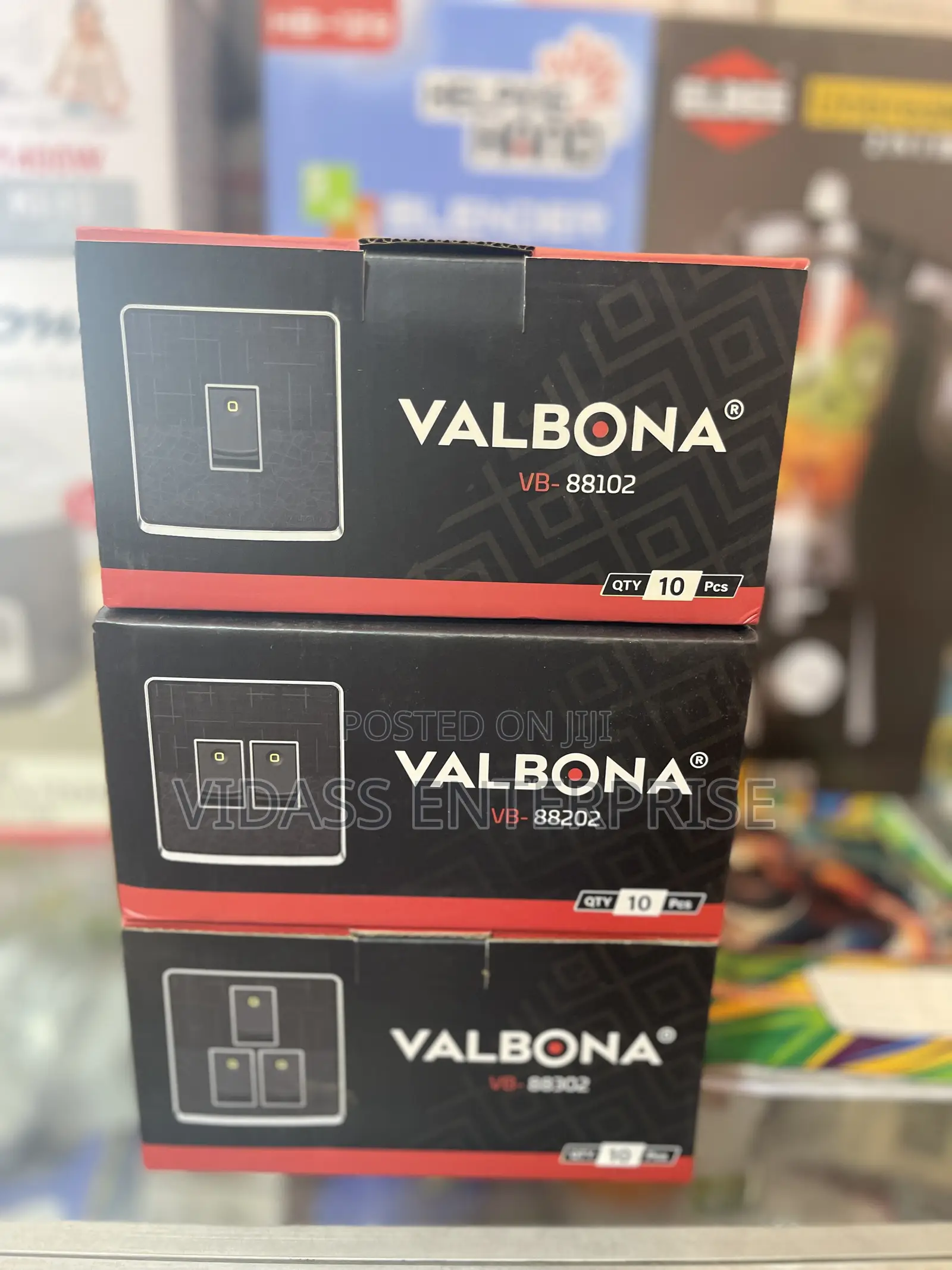 Valbona Black Color Switches