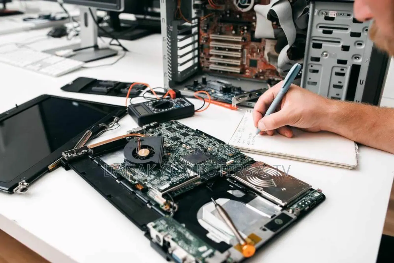 Experts In Laptops And Desktops Computers Repairs