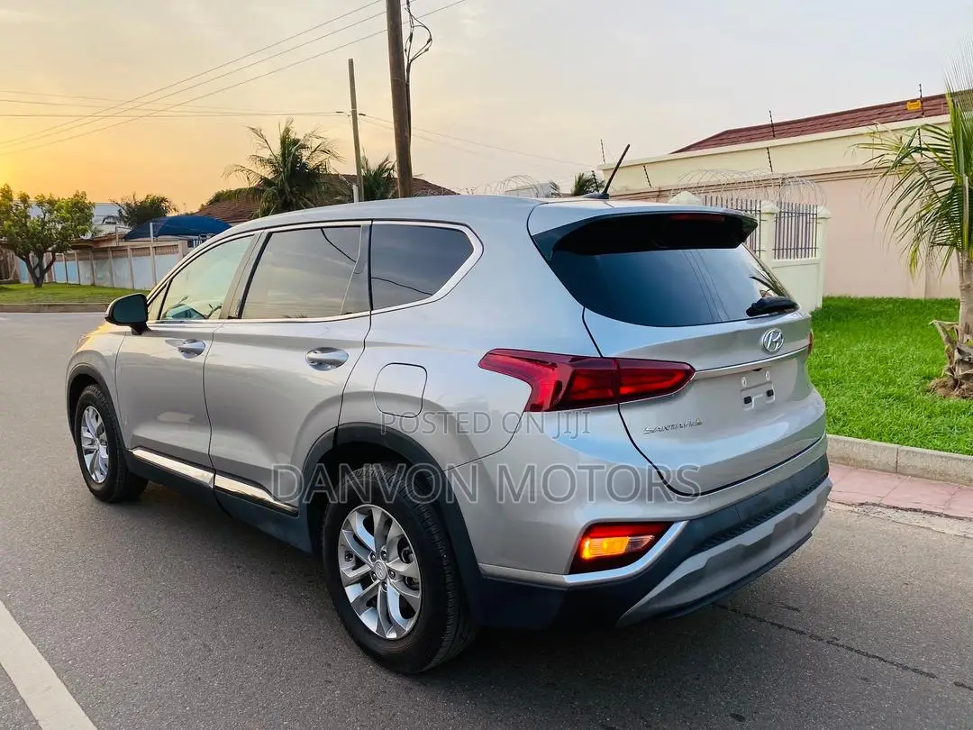 Hyundai Santa Fe SE 2.4 AWD 2020 Silver