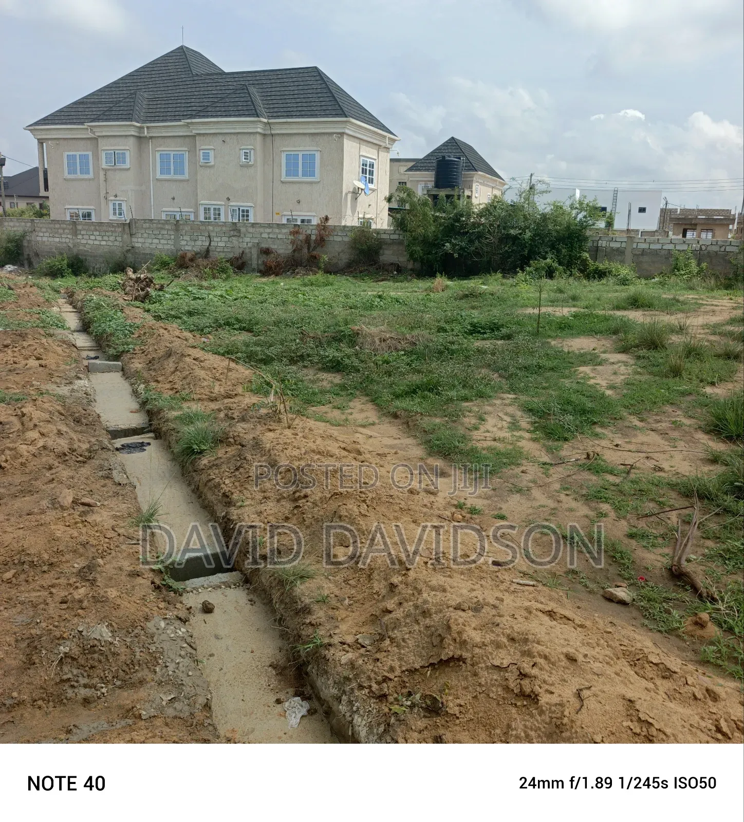 Half Plots, At Lashibi, Emef