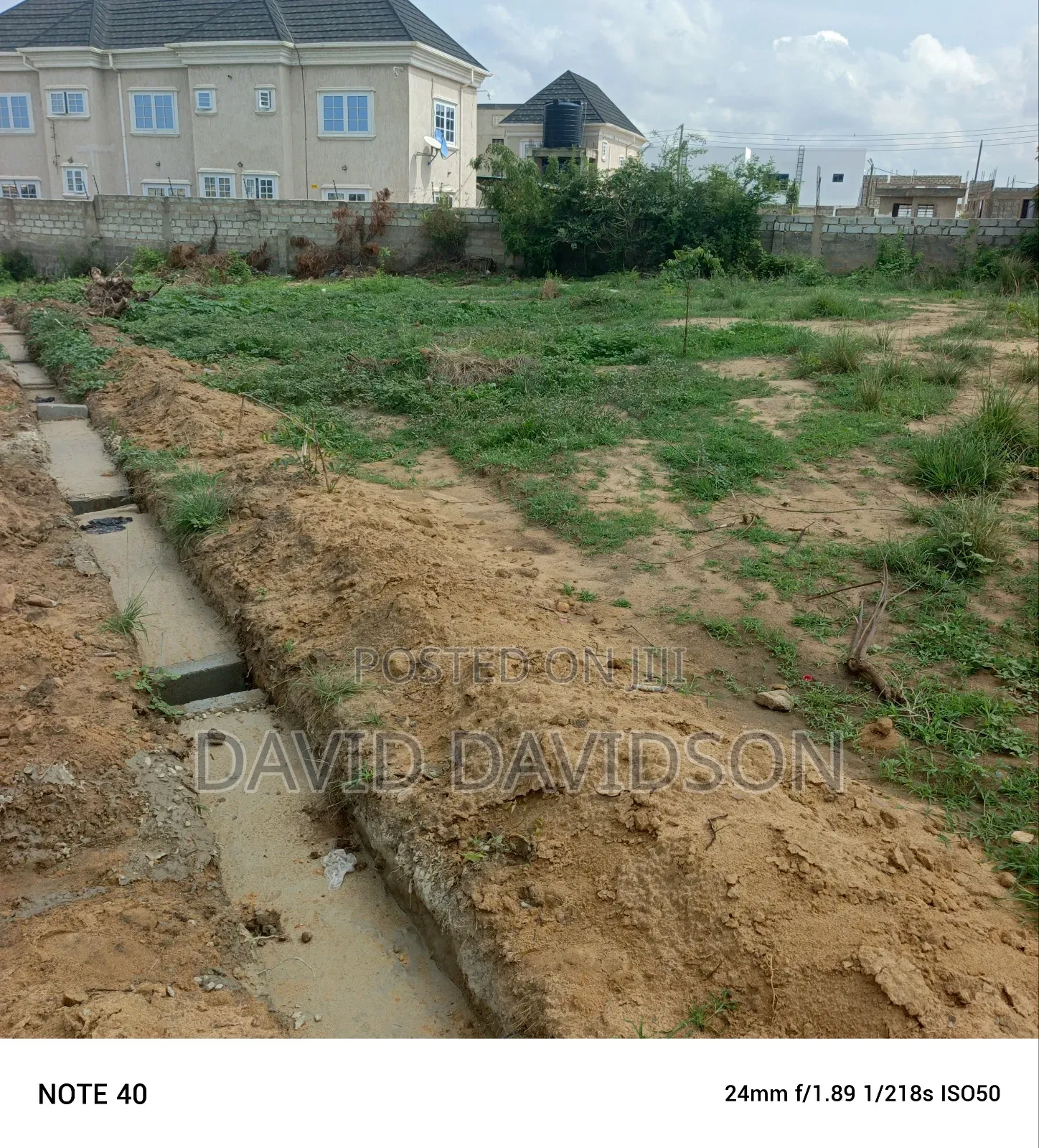 Half Plots, At Lashibi, Emef
