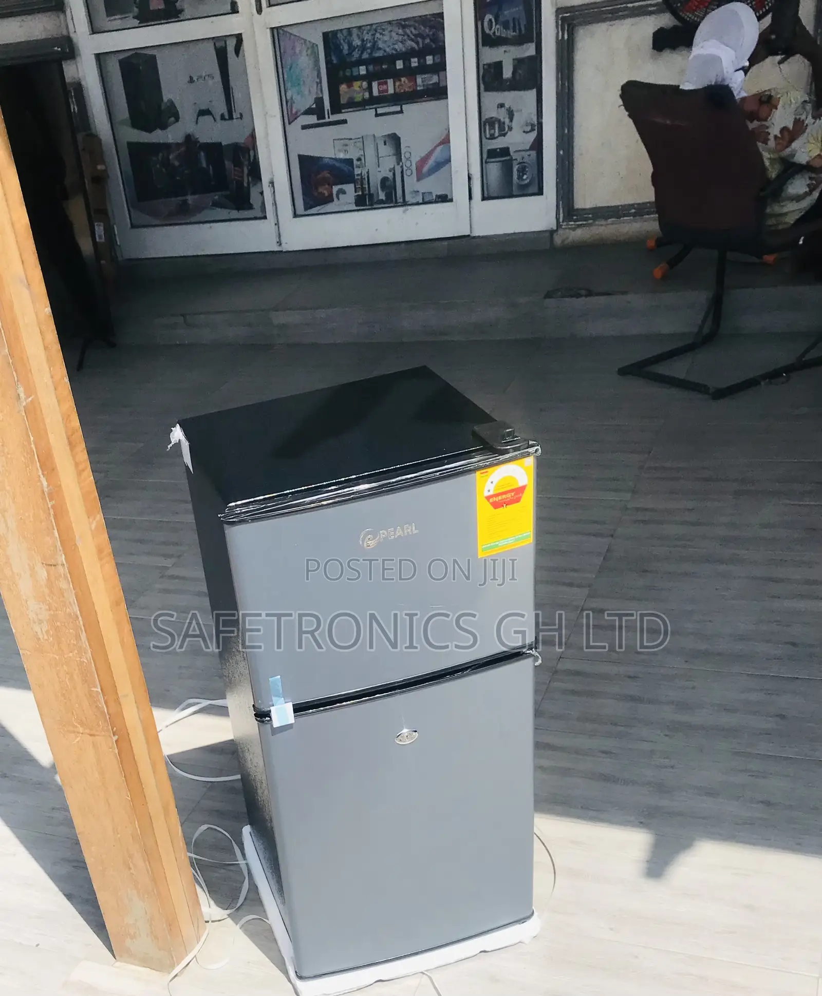 Pearl Defrost 90 Liters Doubledoor Topfreezer Dark Grey