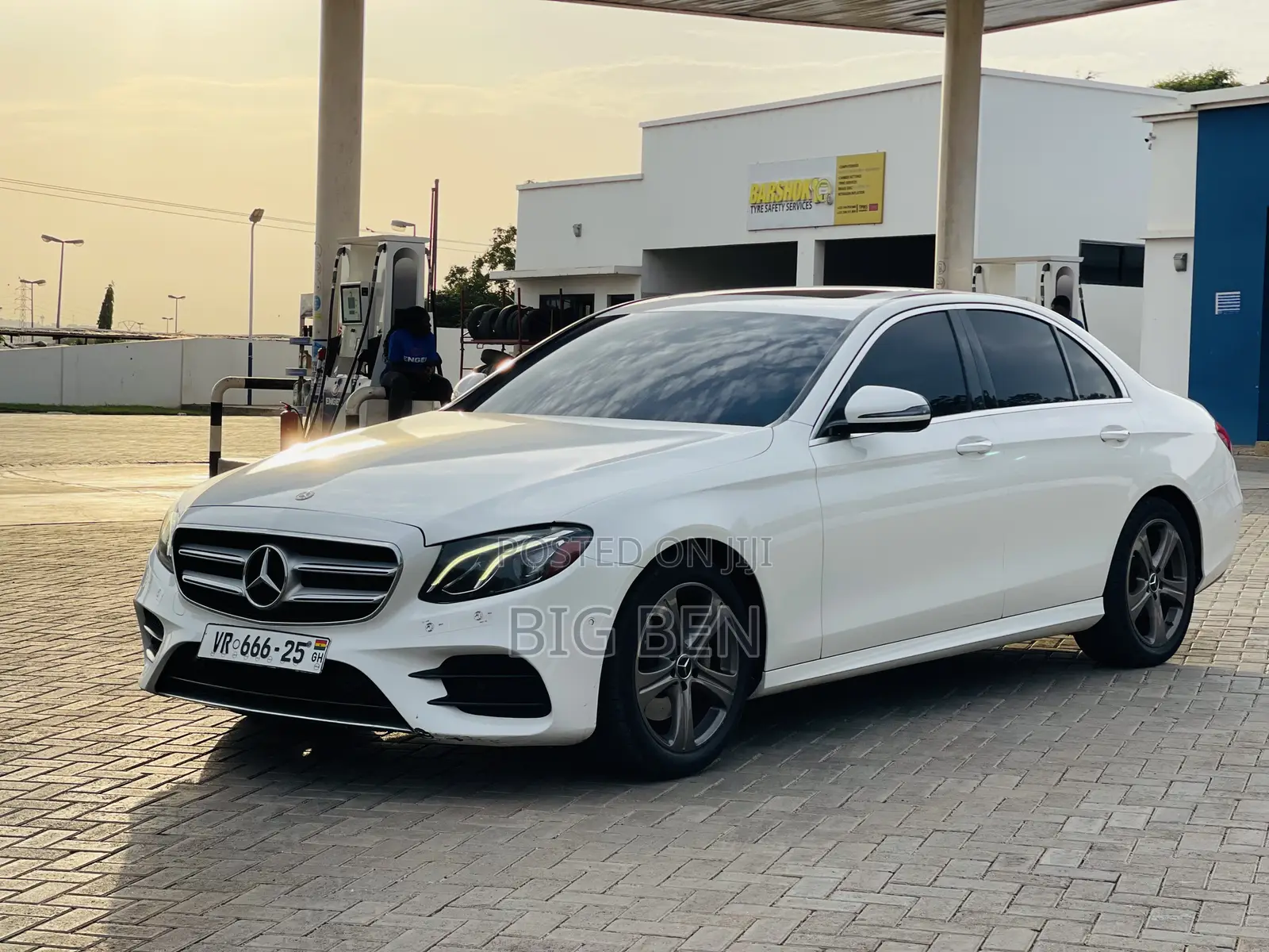 Mercedes-Benz E300 2018 White
