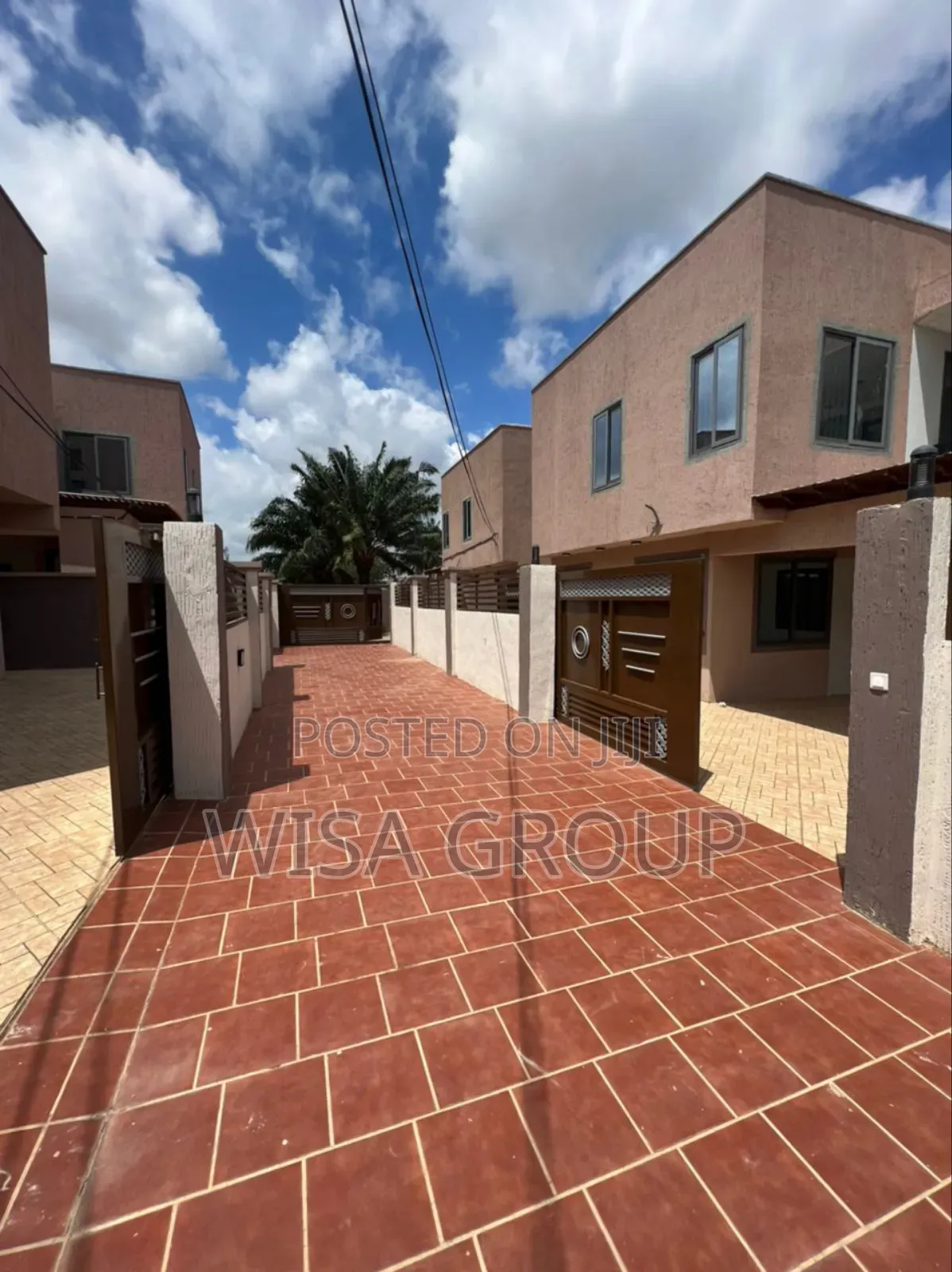4bdrm Duplex in Wisa Group, Accra Metropolitan for rent