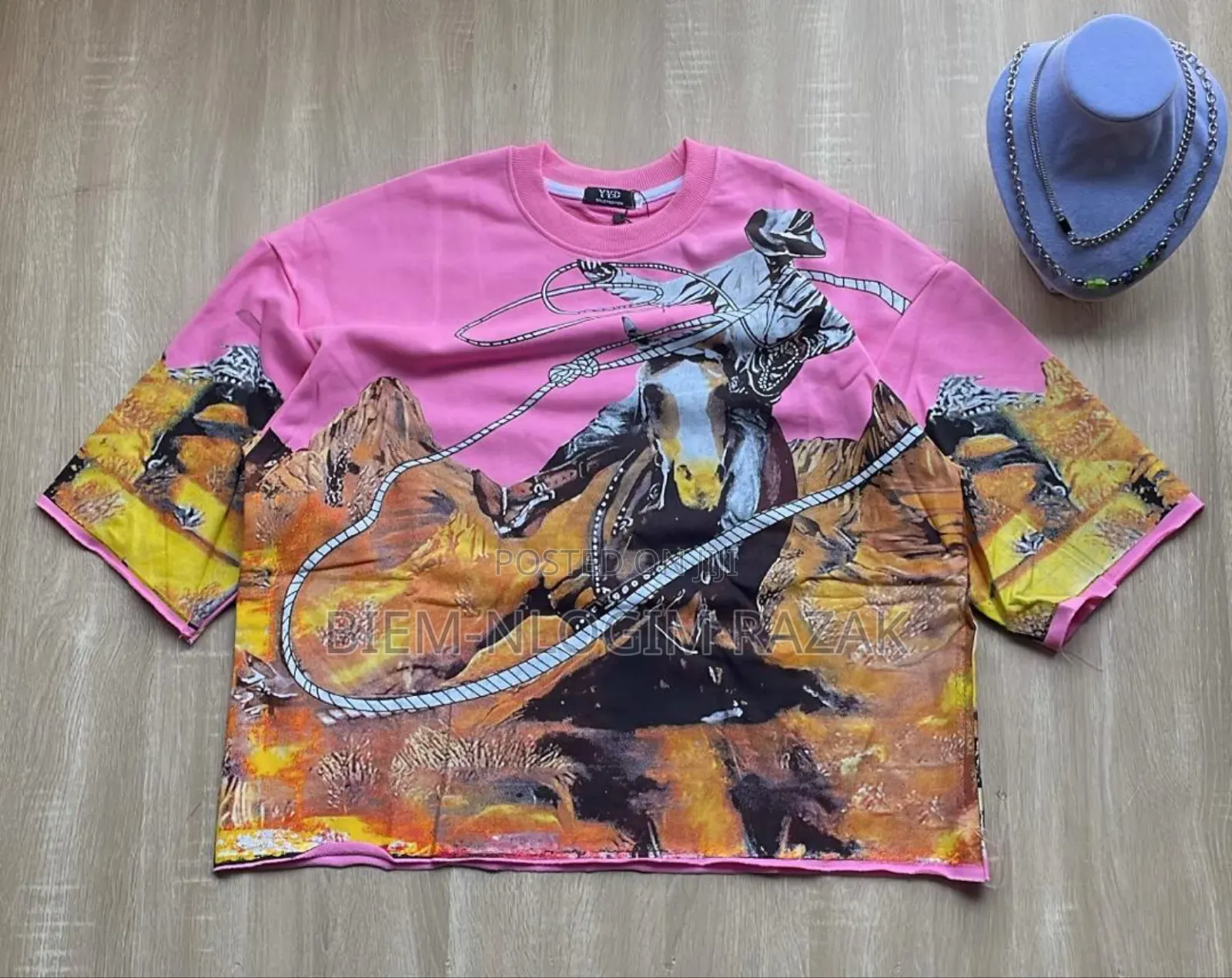 High Quality Crop Tshirts Available in Stock