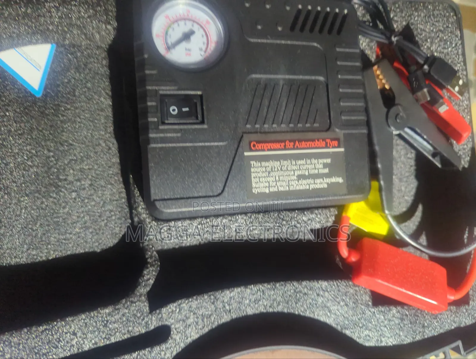 3 in One Multifunctional Jump Starter Tyre Pump Set