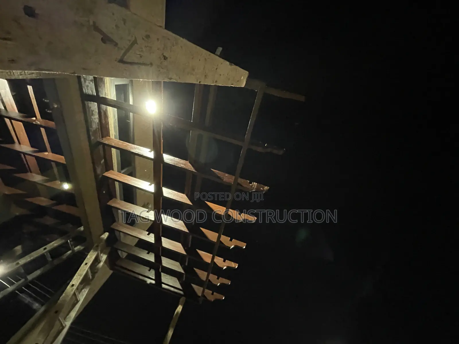 Cantilever Pergola