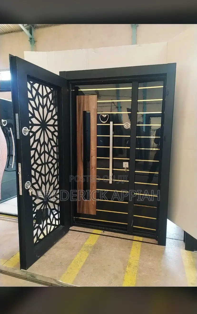 Turkeys Door in Door