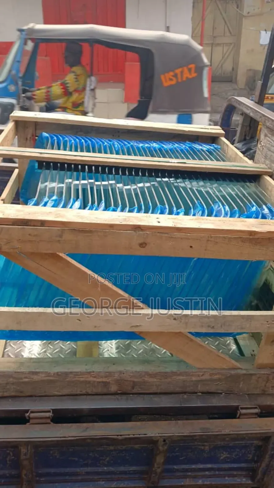 Wind Screen Bajaj N TVS