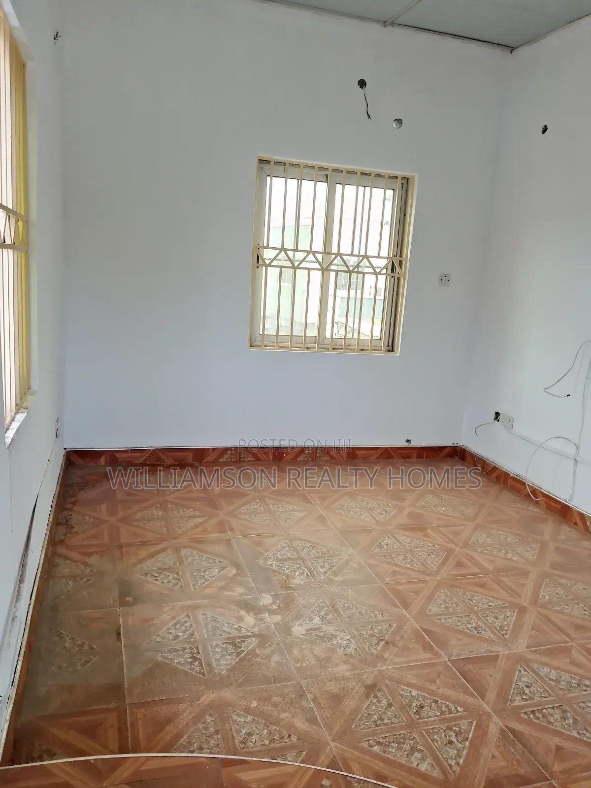 3bdrm Apartment in Hfc Estate Area, Spintex for rent