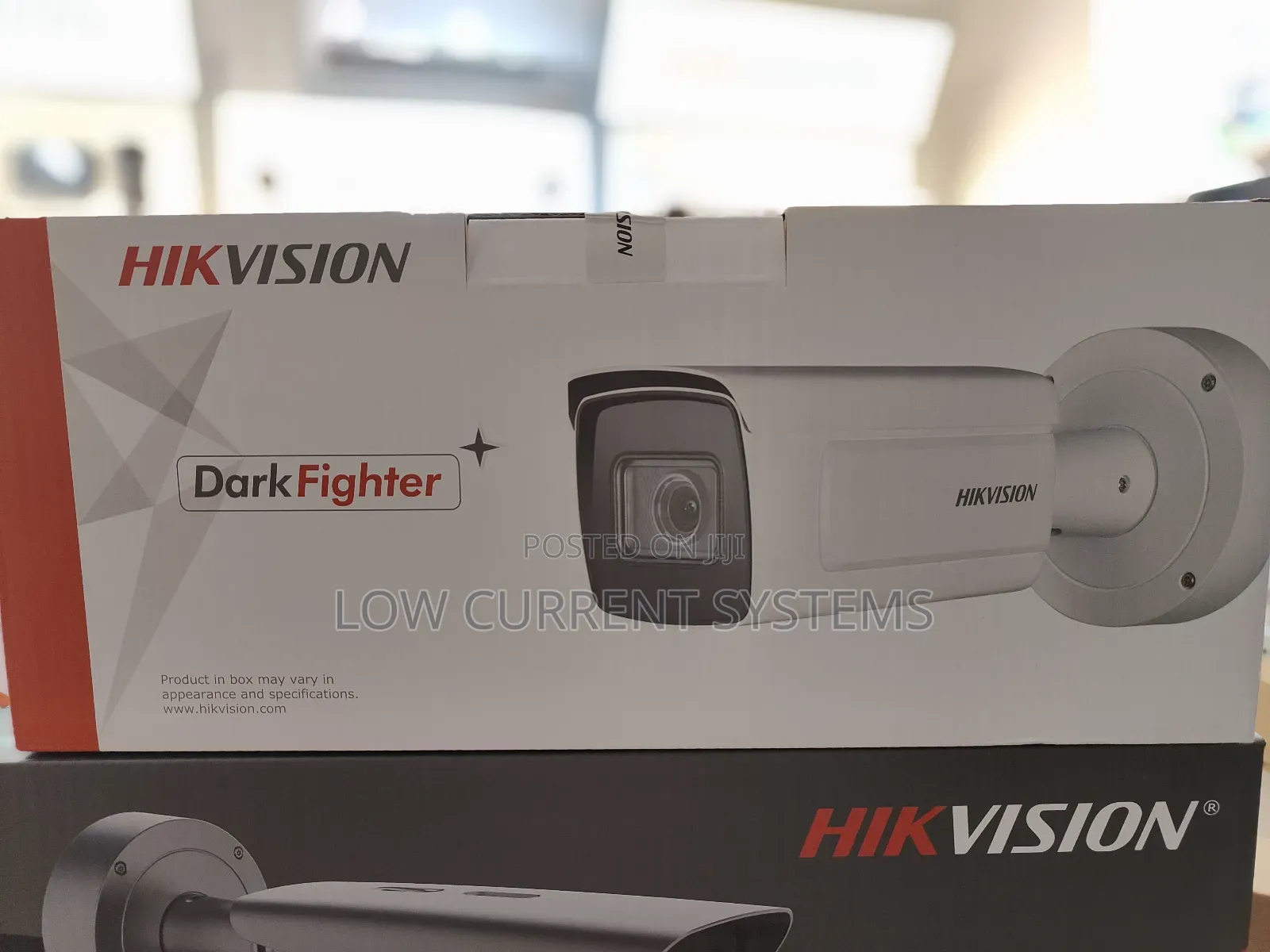 Hikvision Dark Fighter Ip Camera 4mp Ids-2cd8a46g0-Iz/Uh Low Temperatu