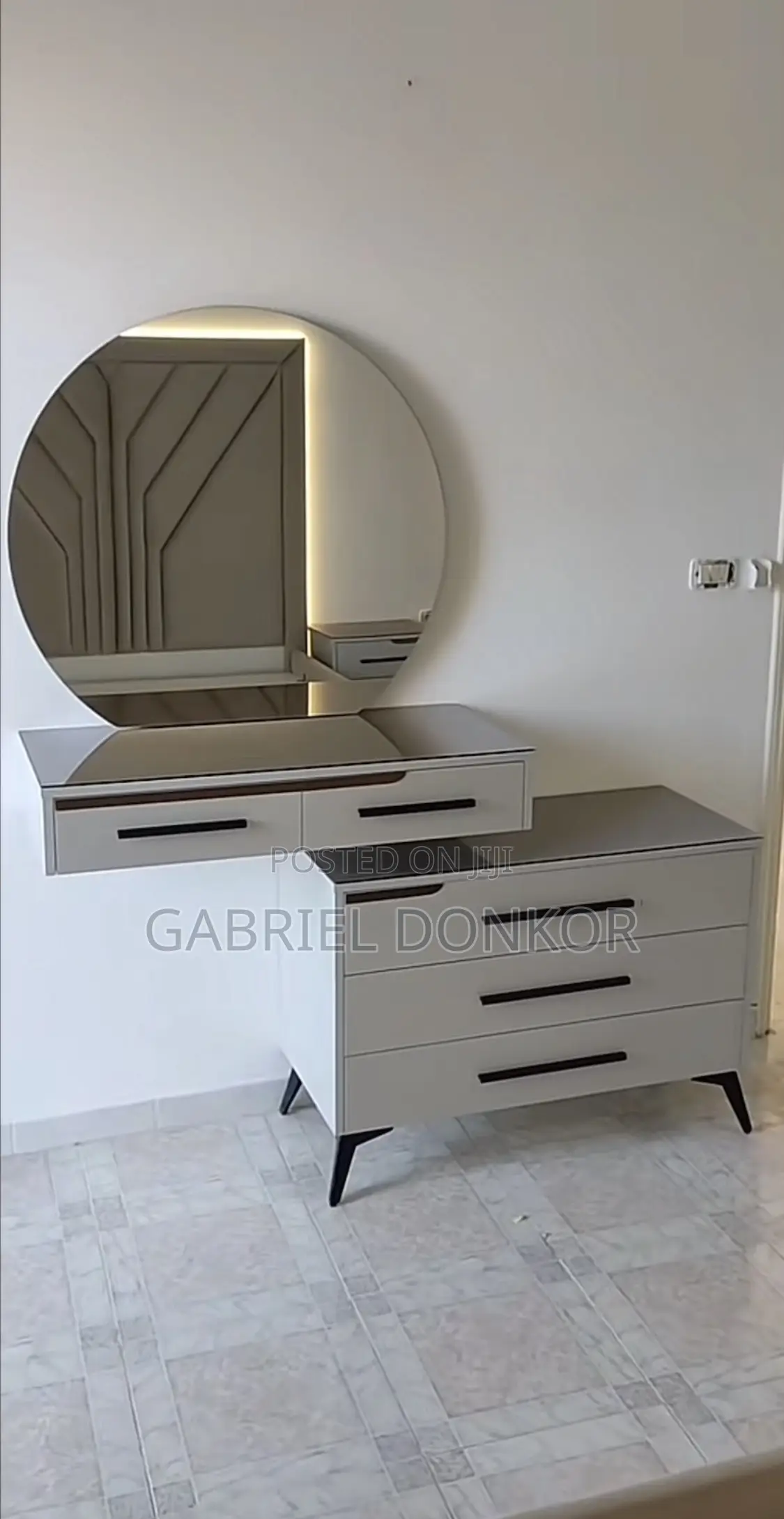 Dressing Mirror