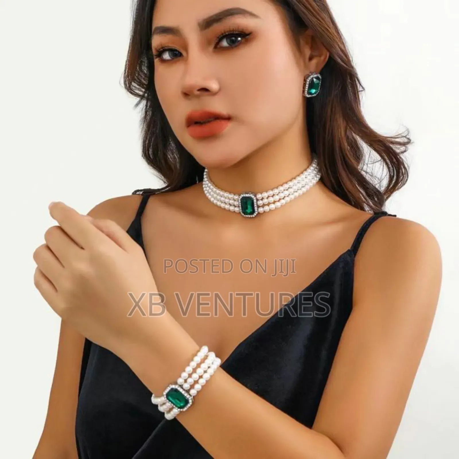 3 Pieces Green Pendant Necklace Bracelet Earrings Set