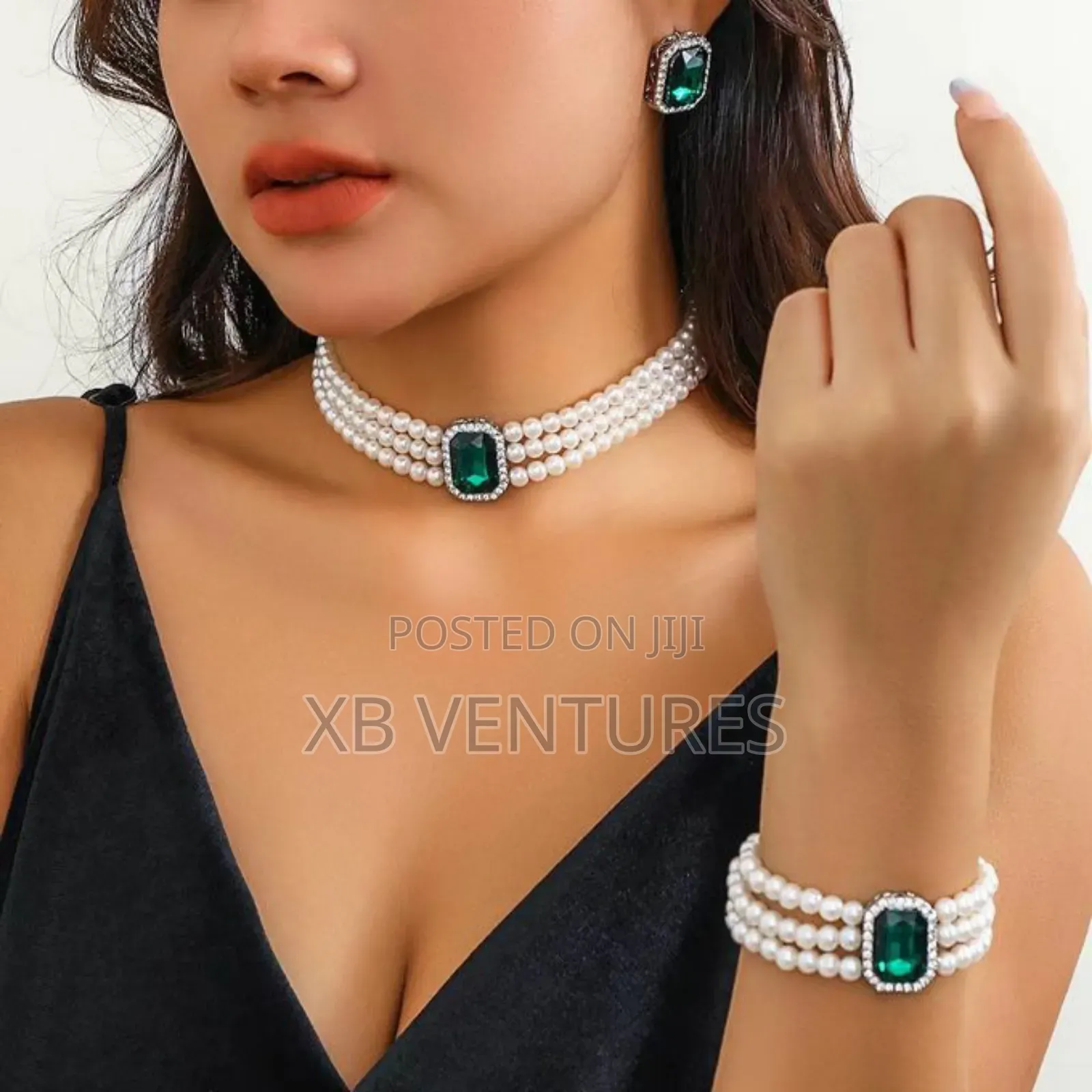 3 Pieces Green Pendant Necklace Bracelet Earrings Set