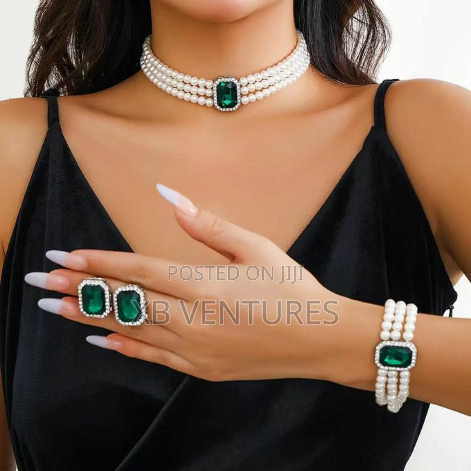 3 Pieces Green Pendant Necklace Bracelet Earrings Set