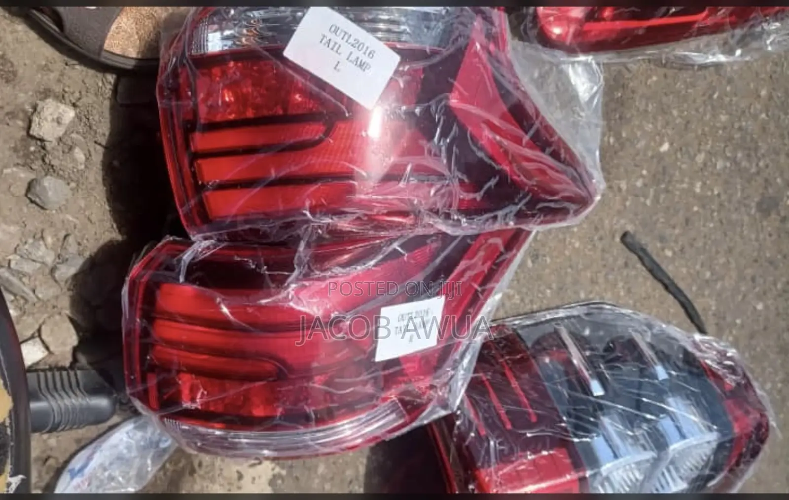 Mitsubishi Outlander Back Tail Light 2016 Available