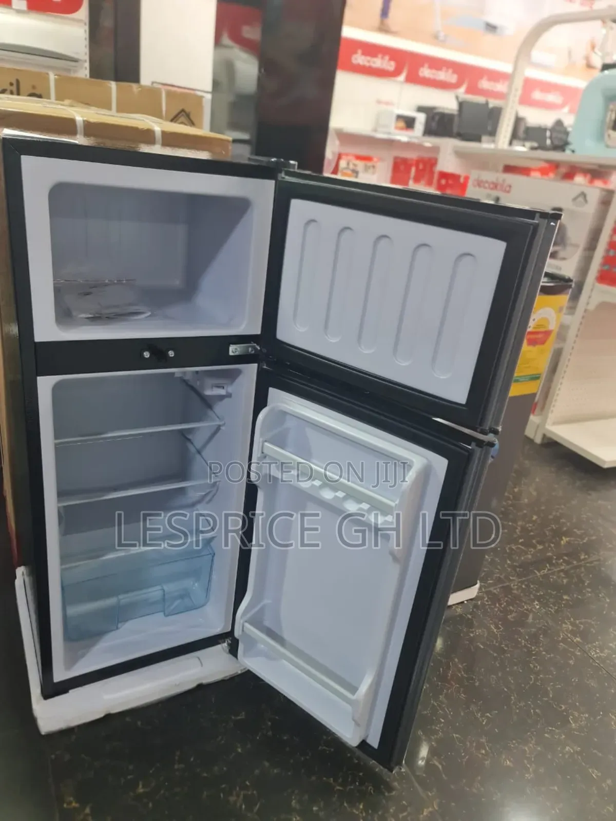 H a 102l Fridge - Ideal for Small Kitchens!