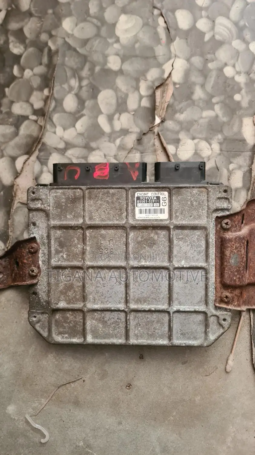 Toyota Yaris Control Board