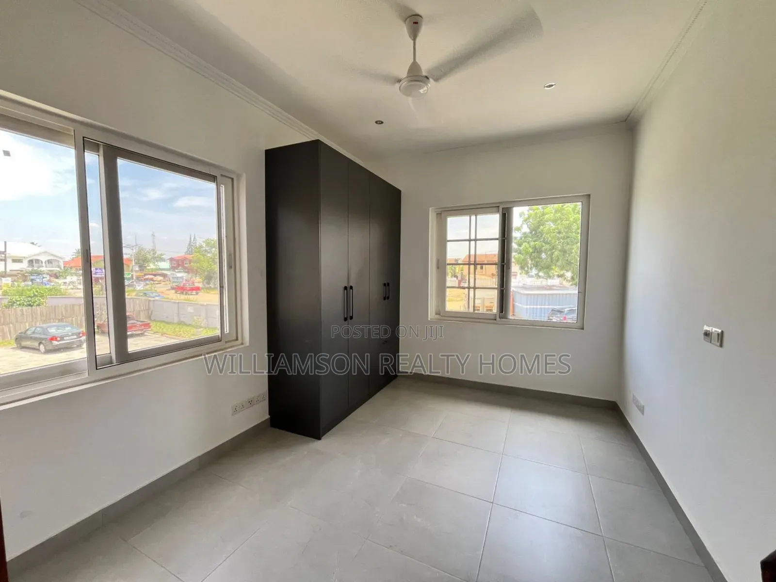 3bdrm House in Community 18 Area, Spintex for sale